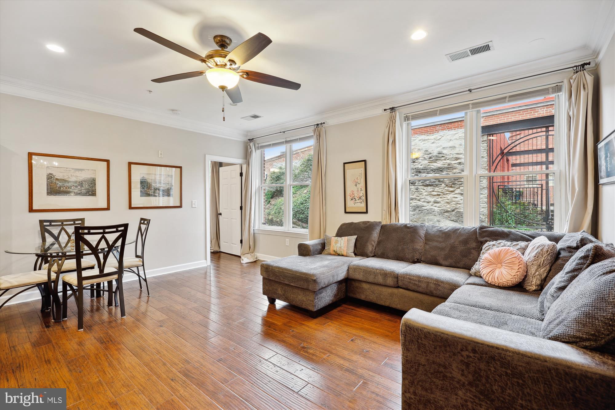 MAXWELL PLACE - Residential