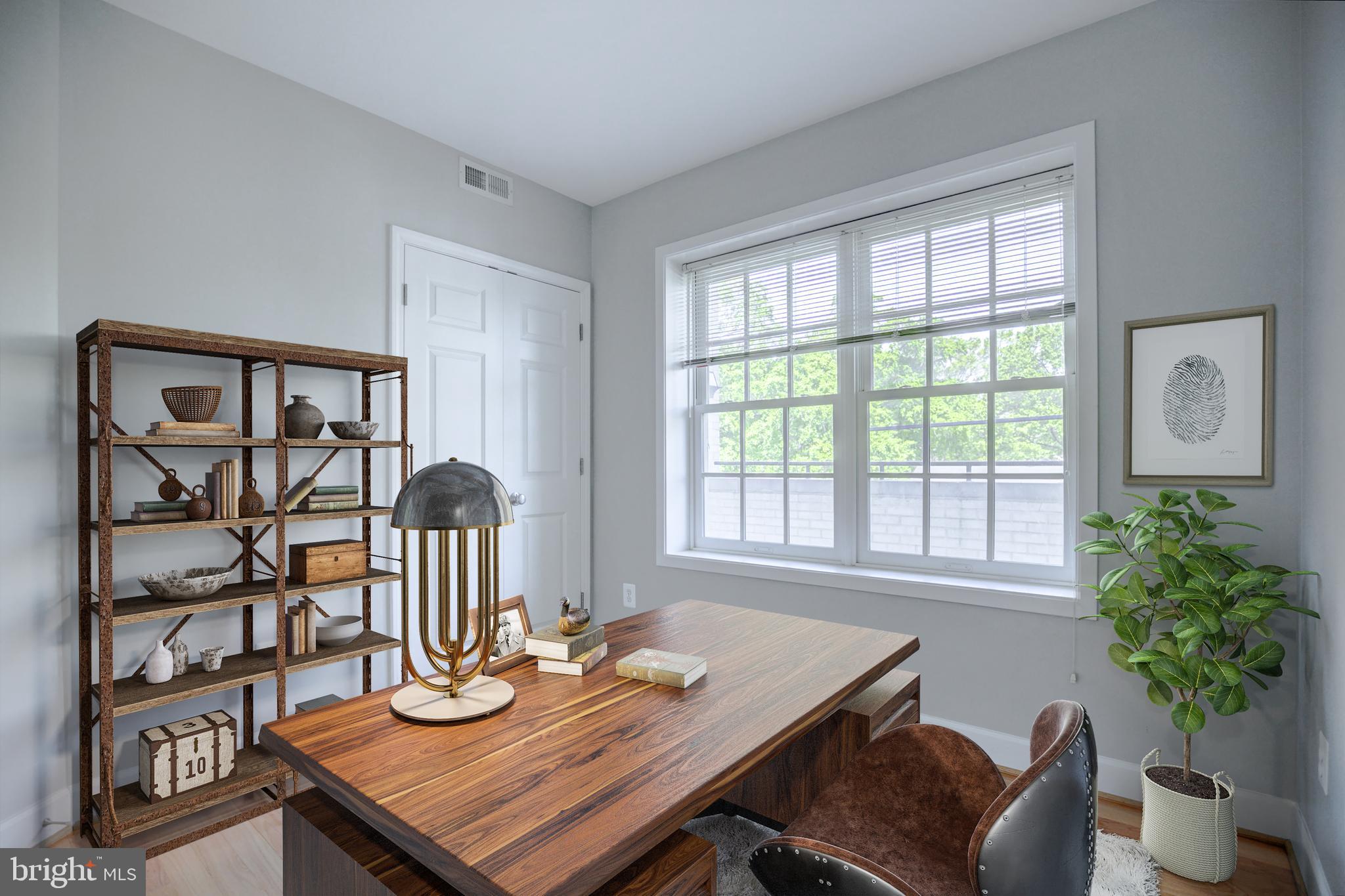 GATEHOUSE CONDOMINIUM - Residential Lease