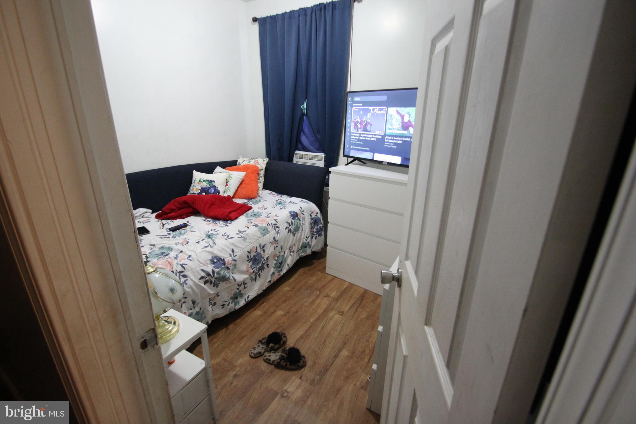 WEST PHILADELPHIA - Residential