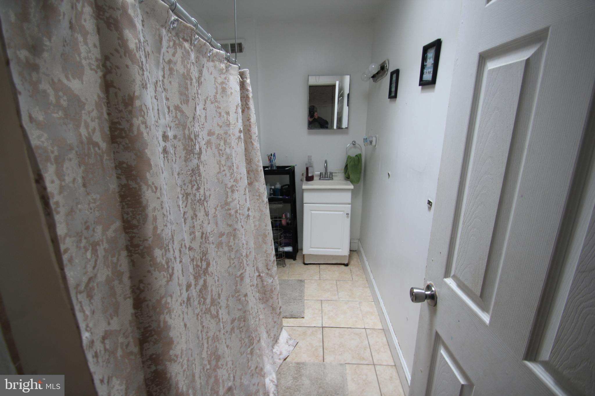 WEST PHILADELPHIA - Residential