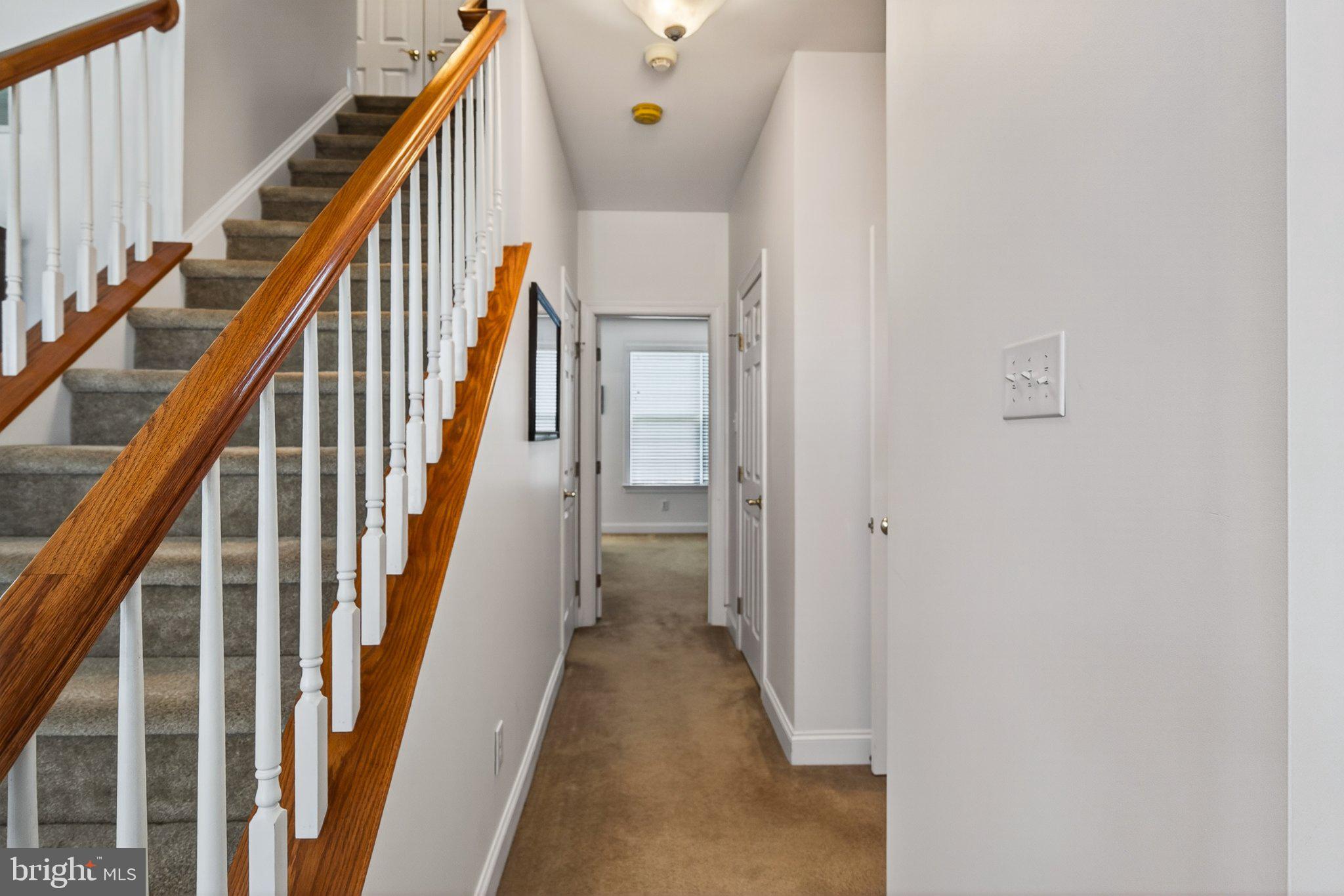 KNOB HILL FARMS - Residential