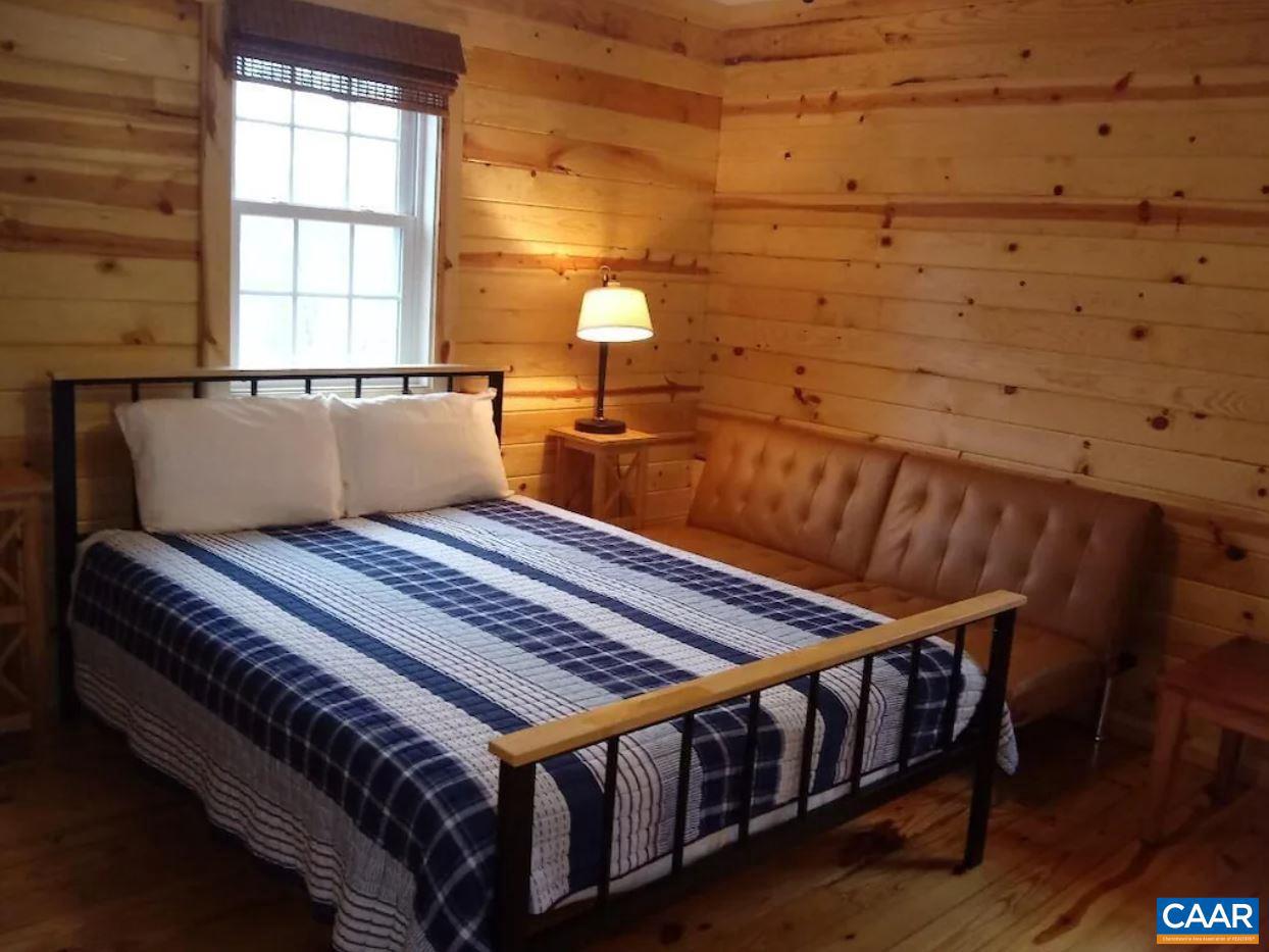 UNKNOWN - Residential Lease