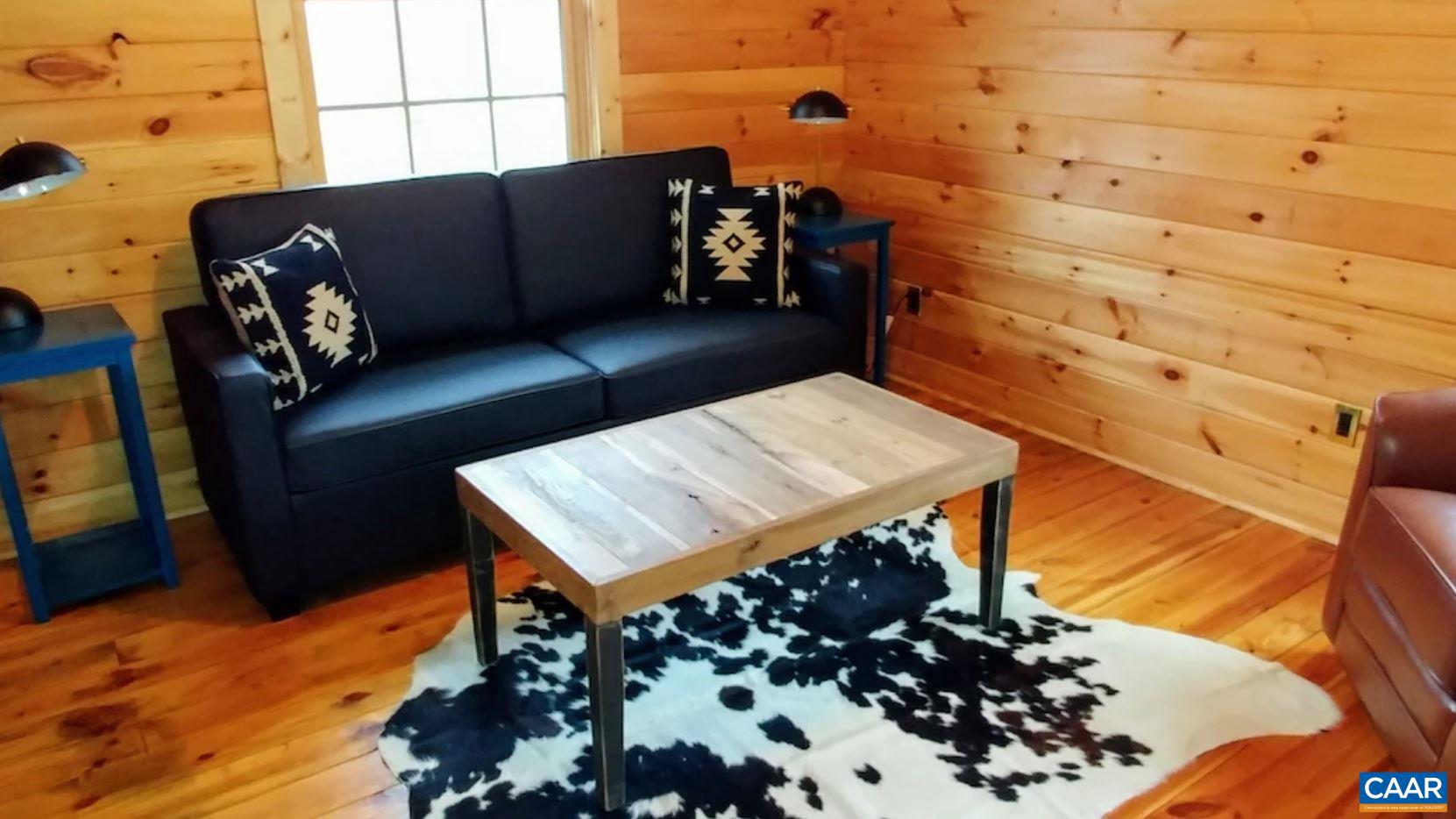 UNKNOWN - Residential Lease