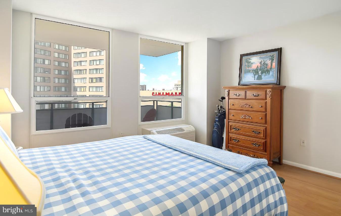 RIDGELY TOWSON CENTER - Residential