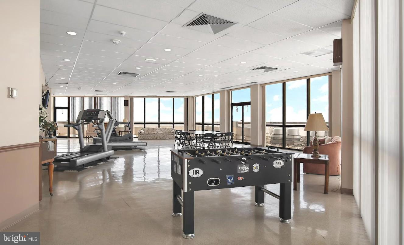 RIDGELY TOWSON CENTER - Residential