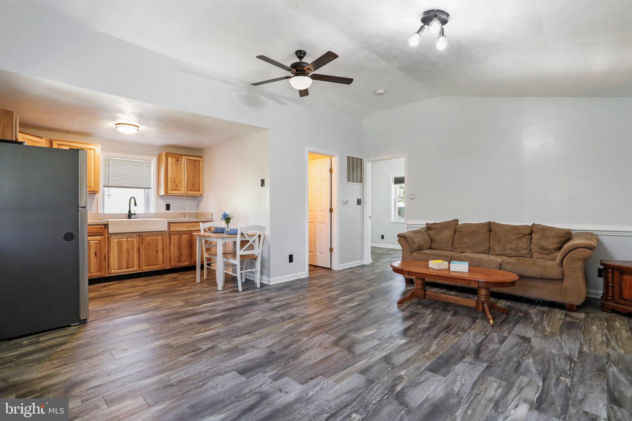 SHENANDOAH  SHORES - Residential