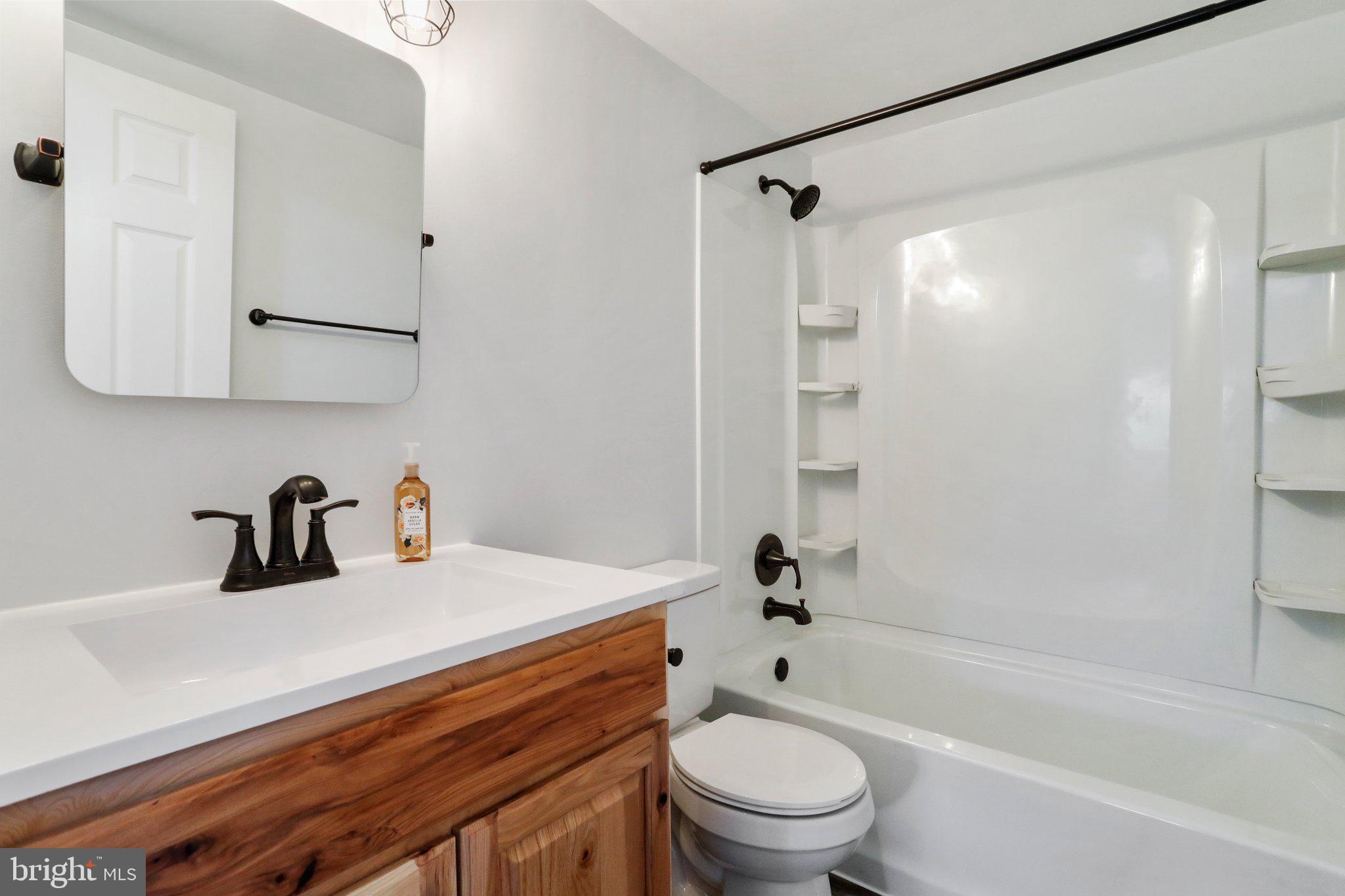 SHENANDOAH  SHORES - Residential