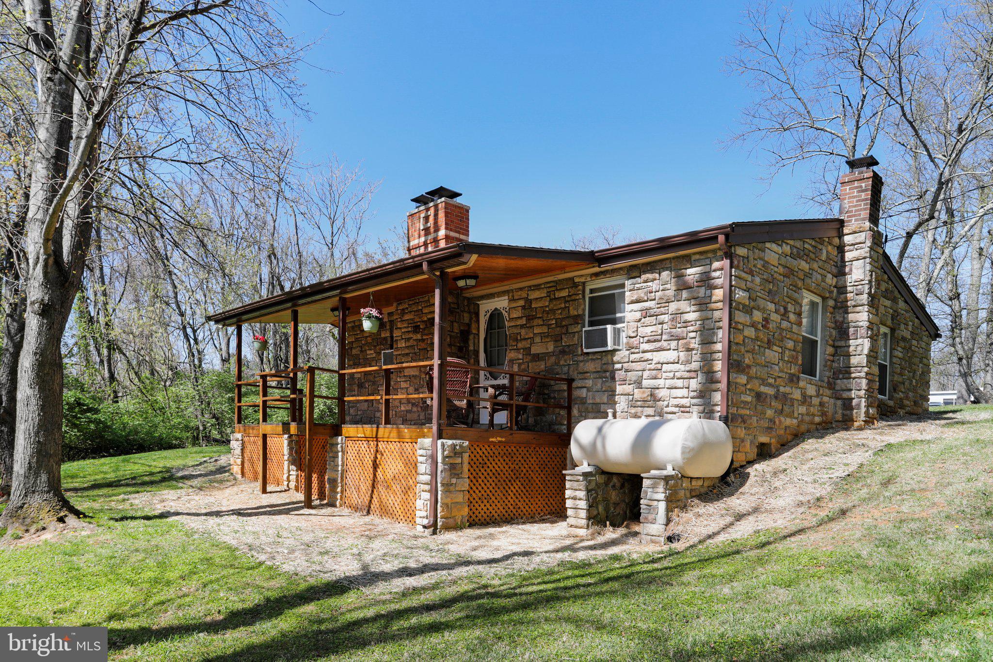 SHENANDOAH  SHORES - Residential