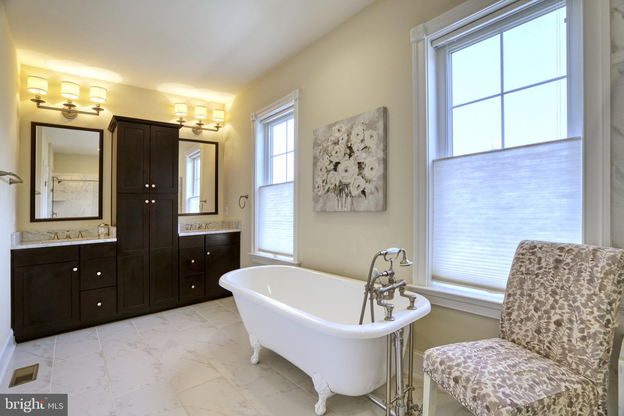 LACEY FOREST - Residential