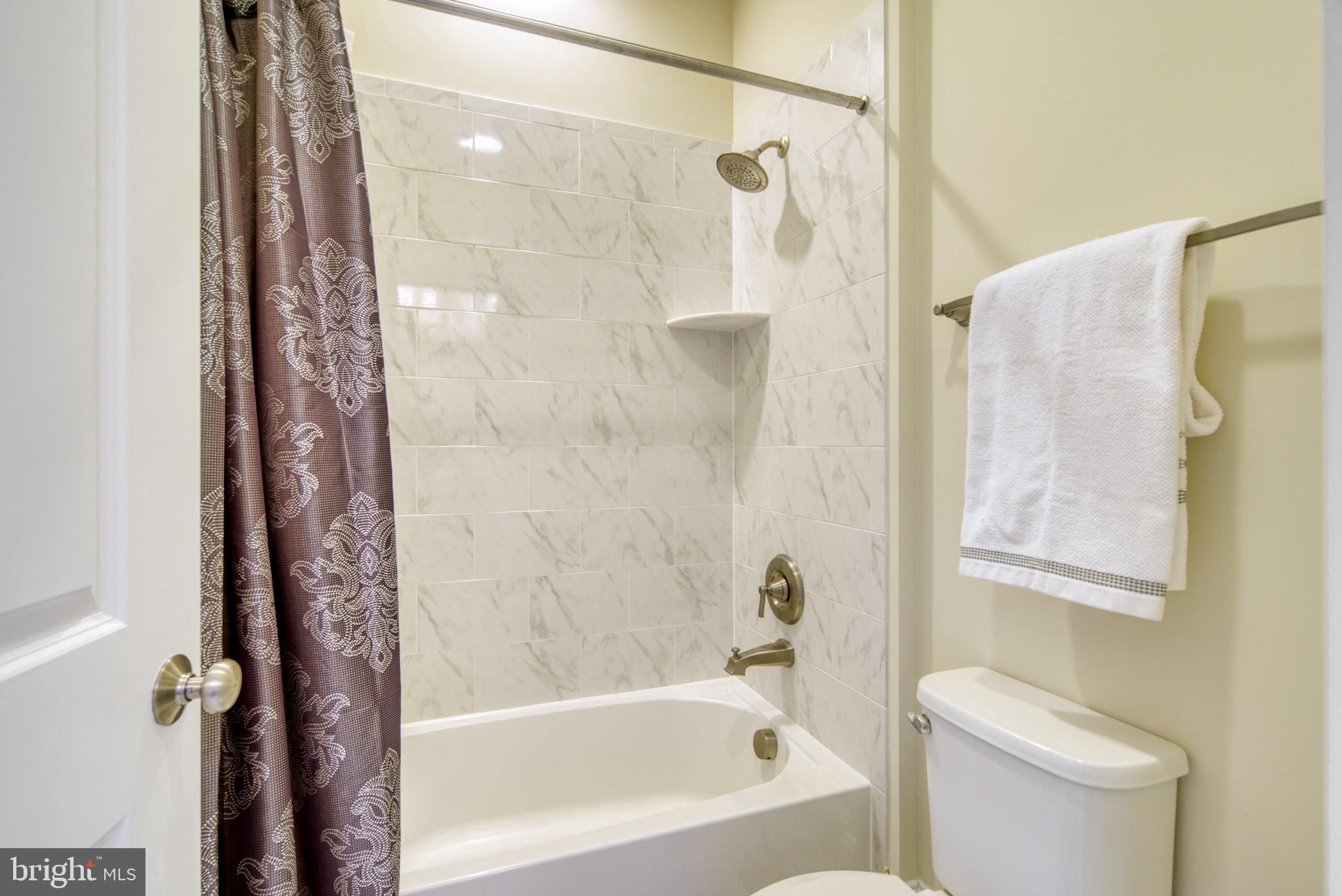 LACEY FOREST - Residential