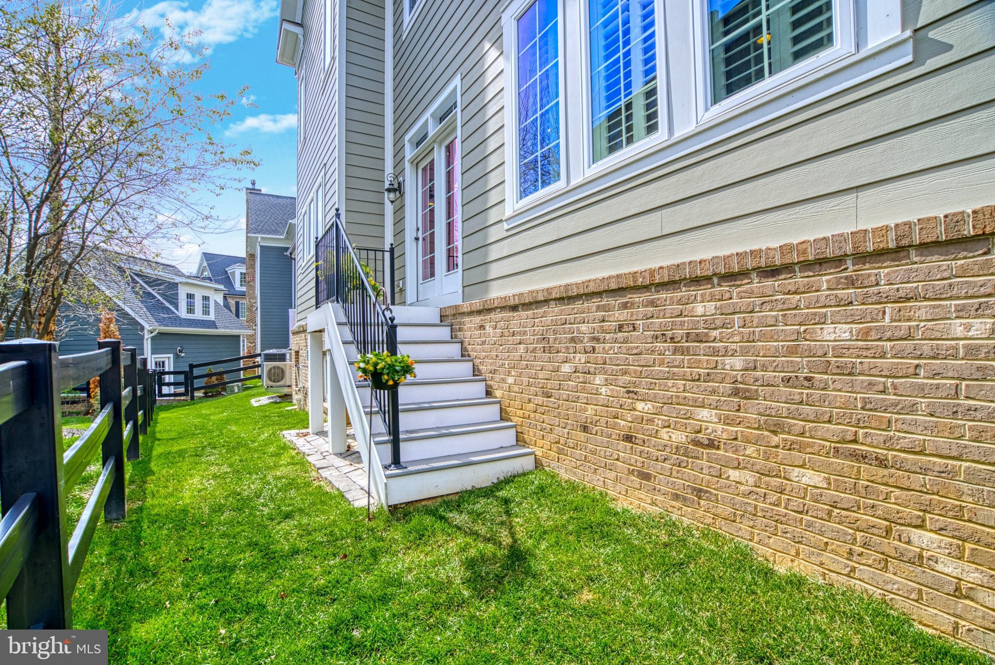 LACEY FOREST - Residential