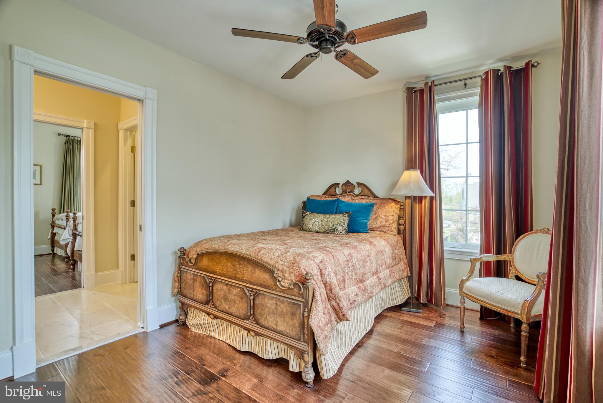 LACEY FOREST - Residential