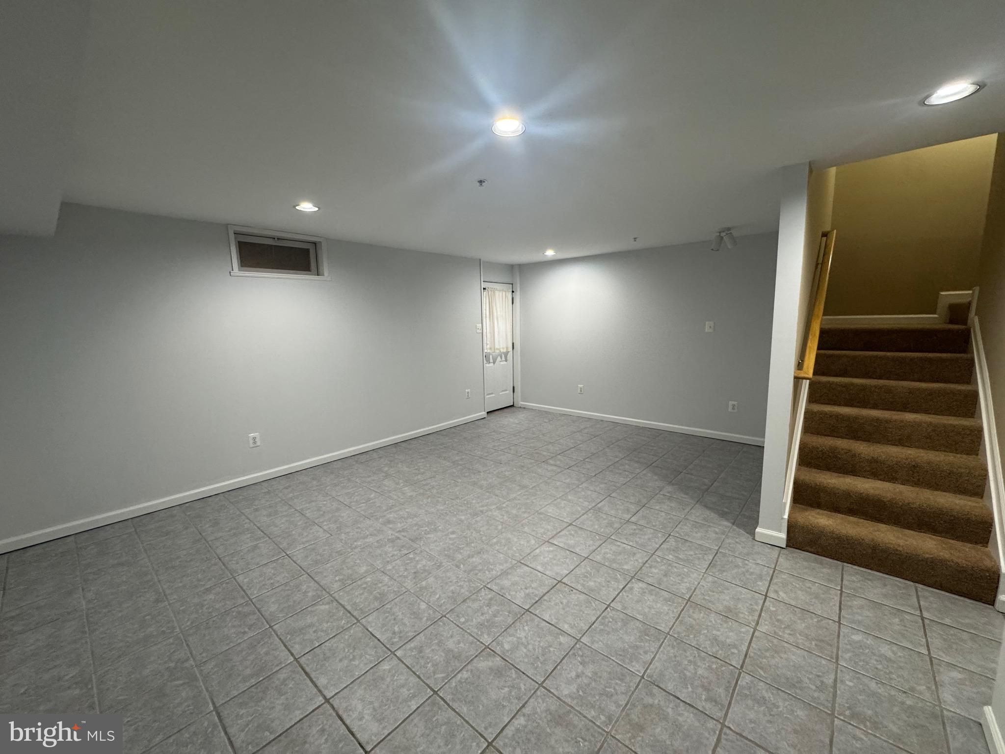 WINTERS RUN MANOR - Residential Lease