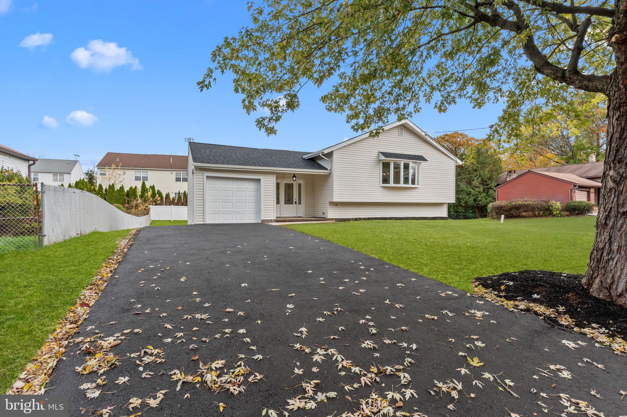 BRIDGETOWN KNOLL - Residential