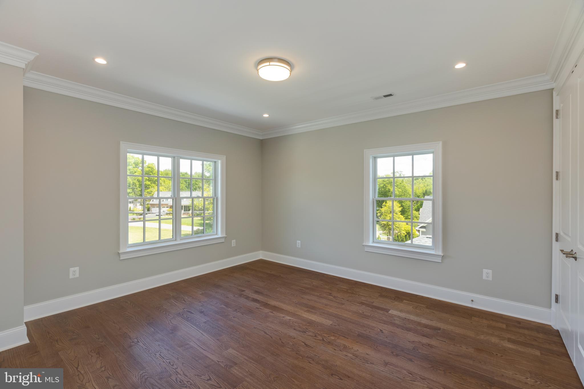 BRYN MAWR - Residential