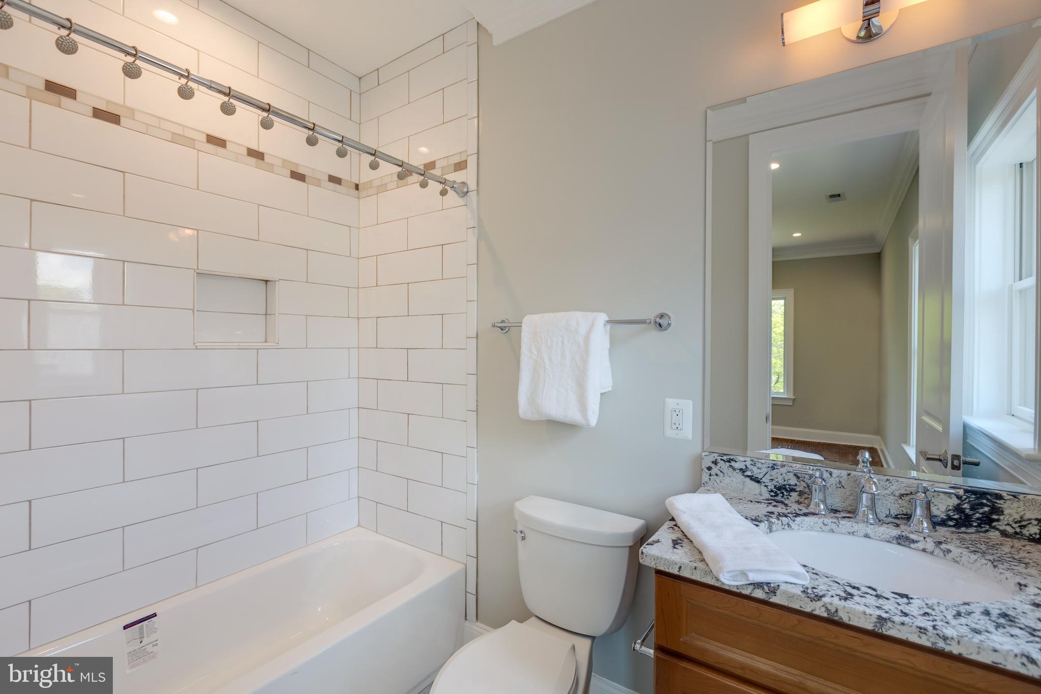 BRYN MAWR - Residential