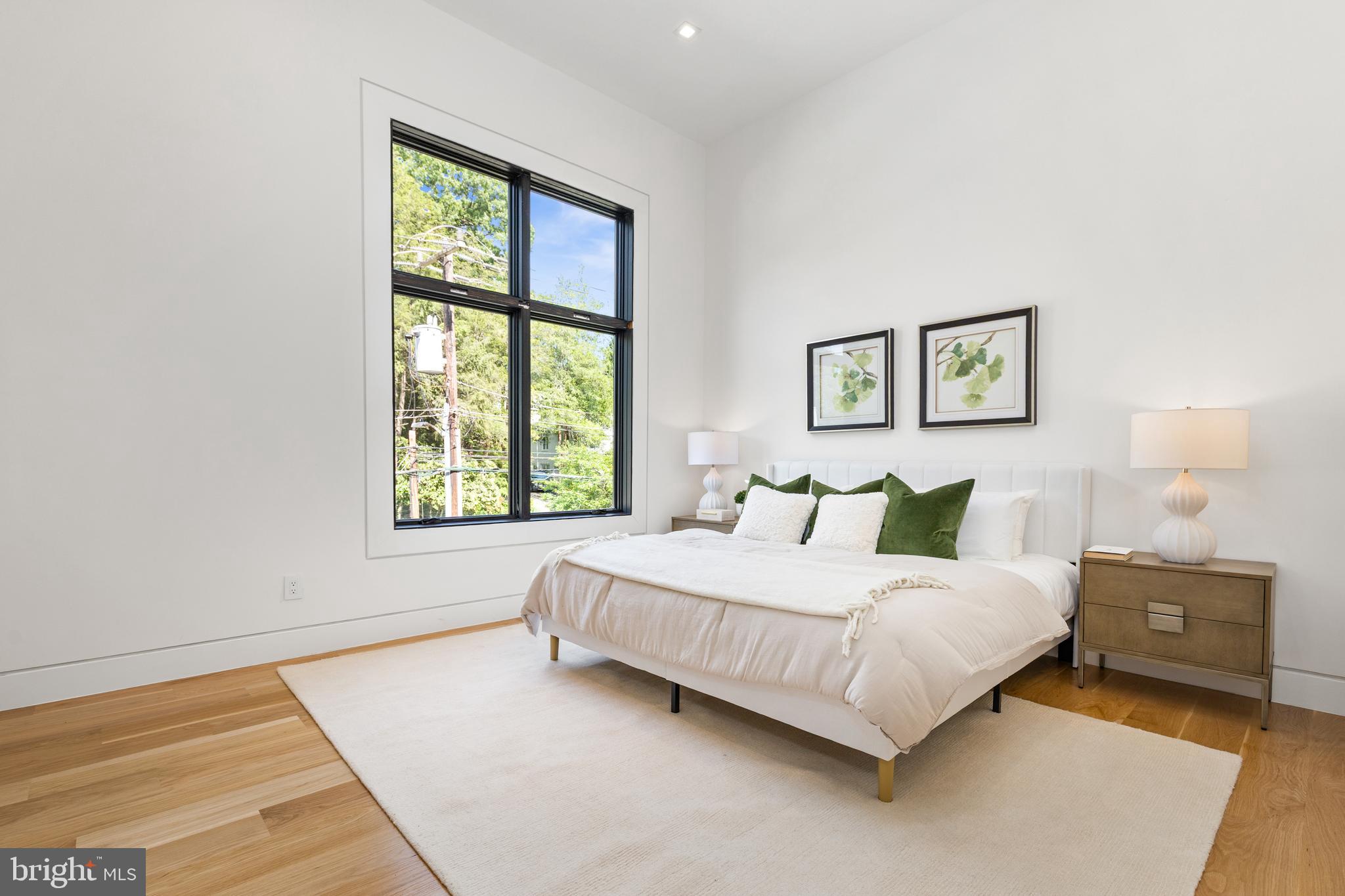 BROYHILL FOREST - Residential