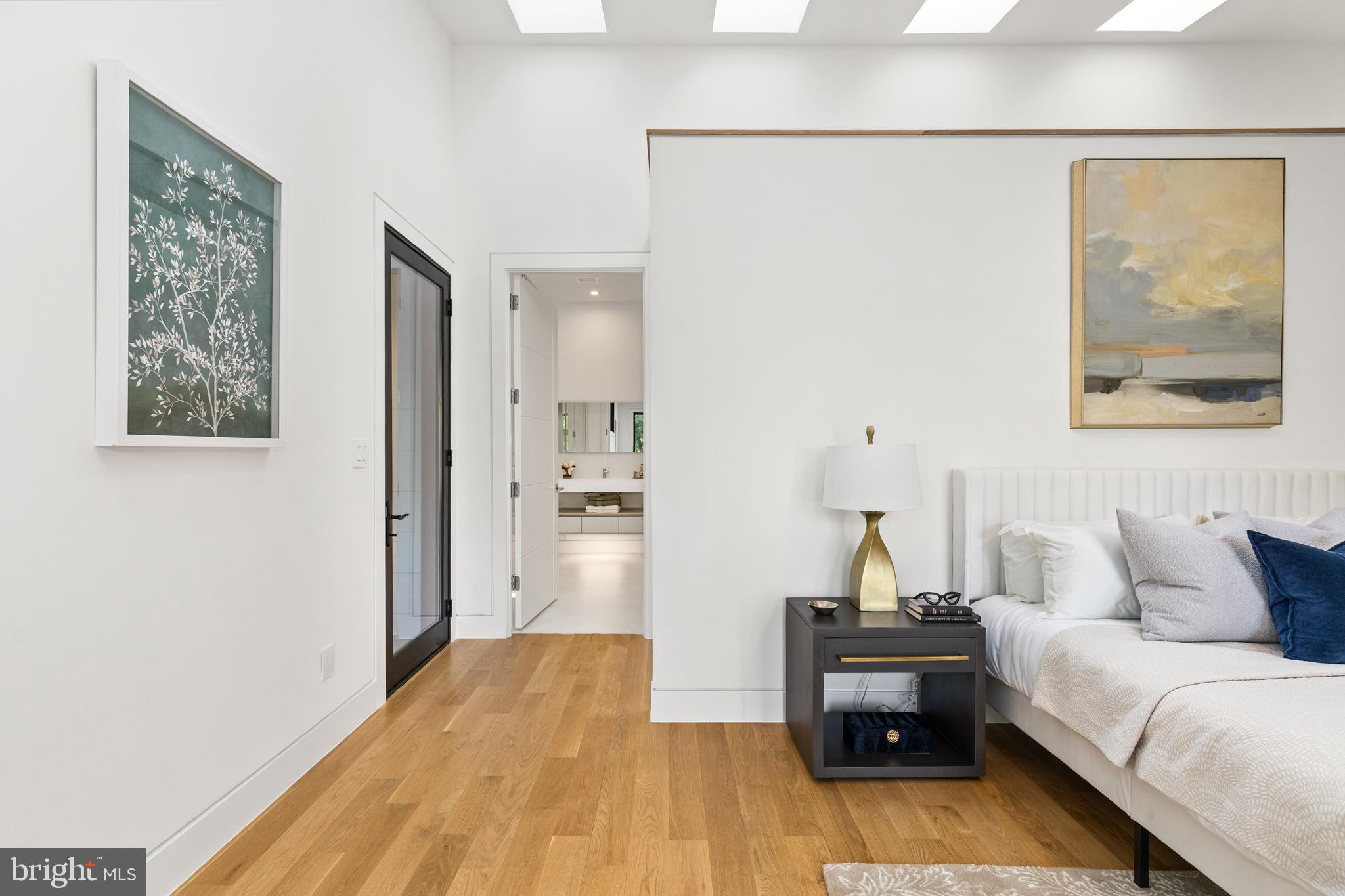 BROYHILL FOREST - Residential