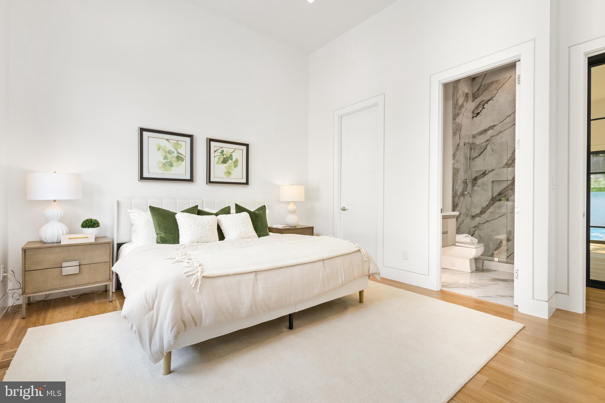 BROYHILL FOREST - Residential