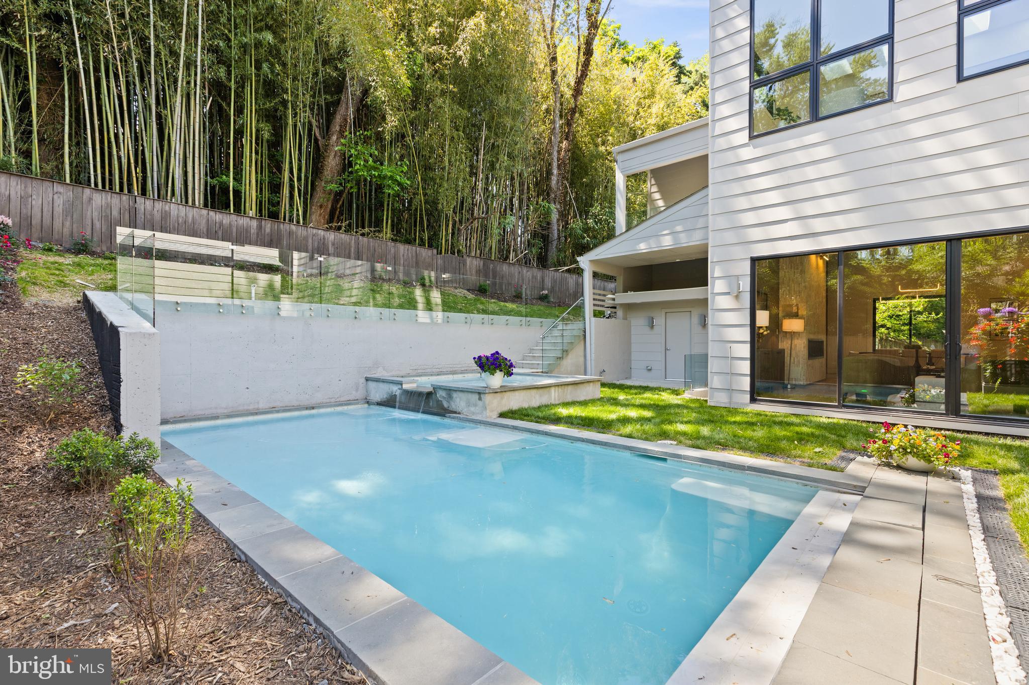 BROYHILL FOREST - Residential