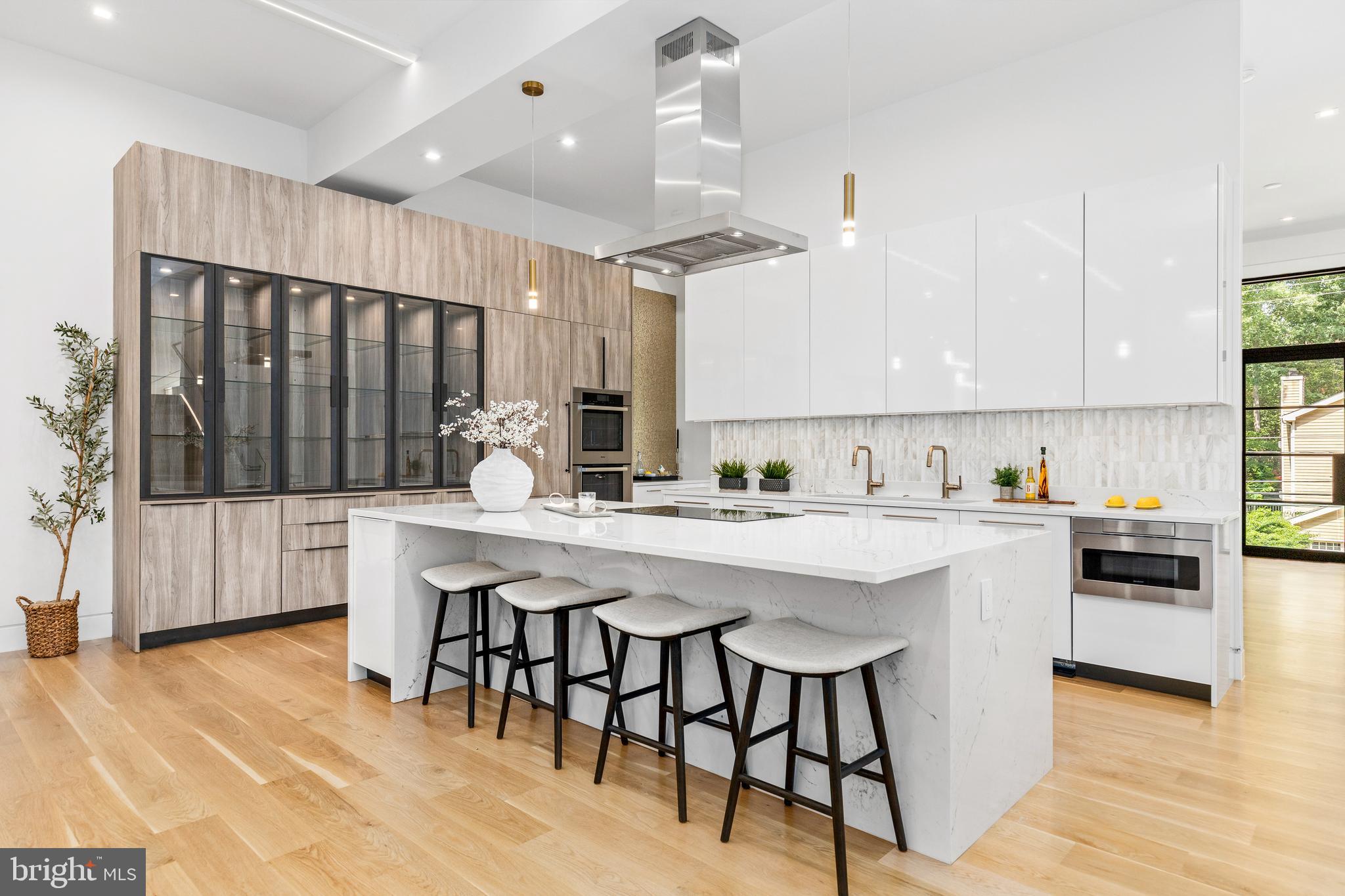 BROYHILL FOREST - Residential