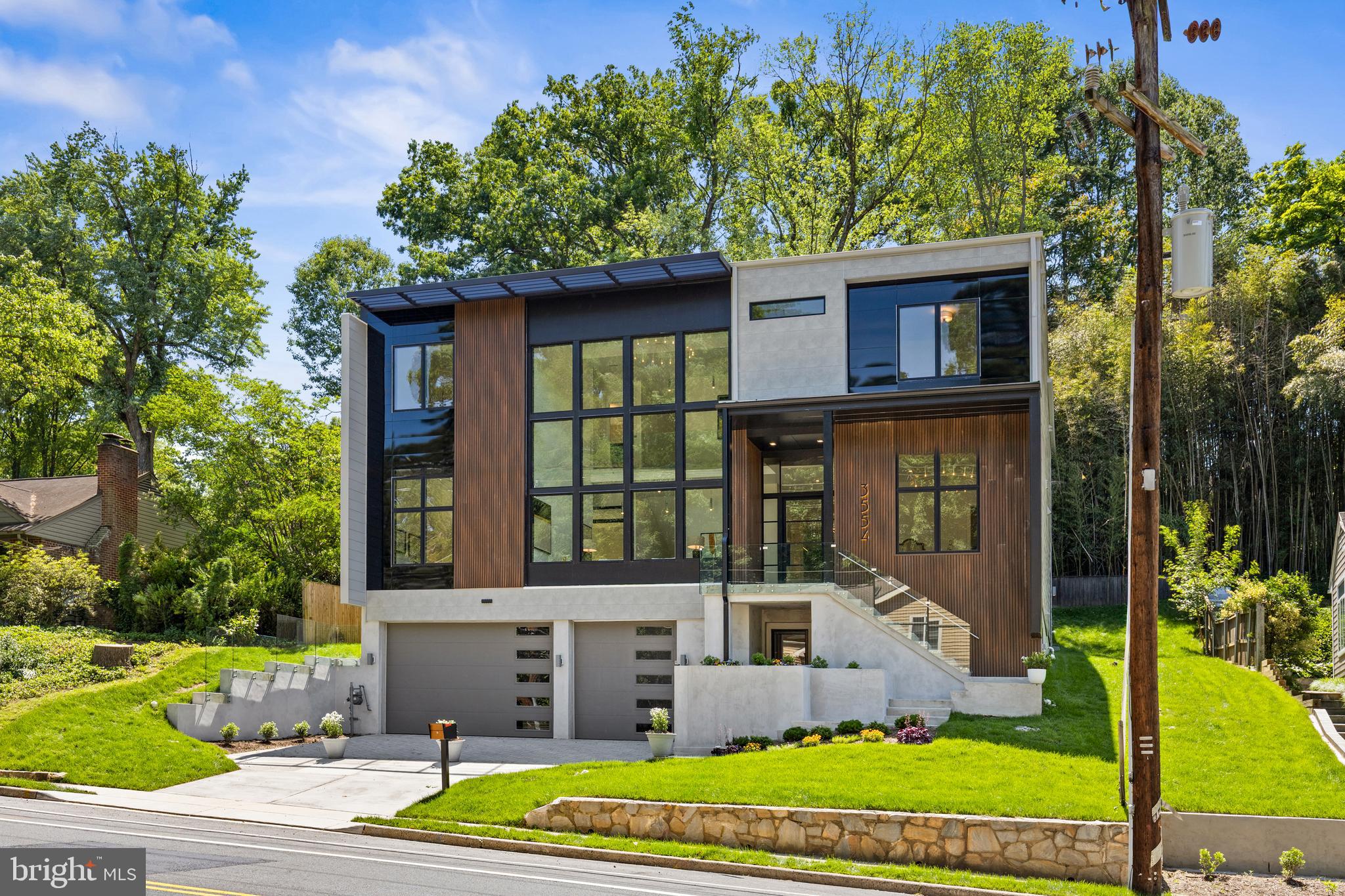 BROYHILL FOREST - Residential