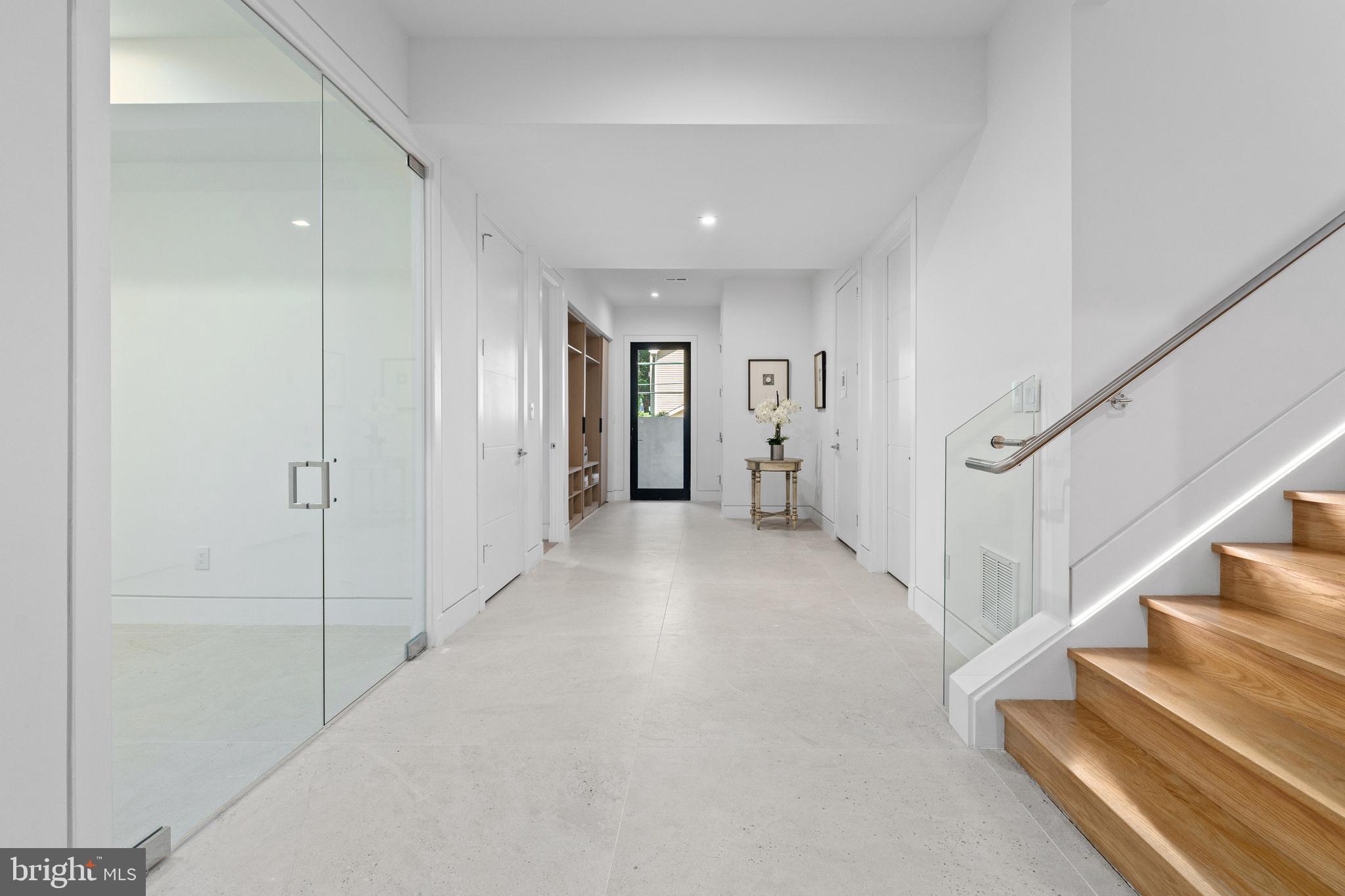 BROYHILL FOREST - Residential