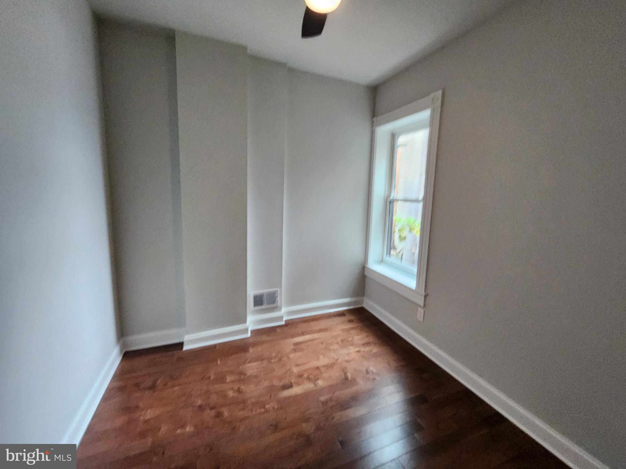 BROADWAY EAST - Residential