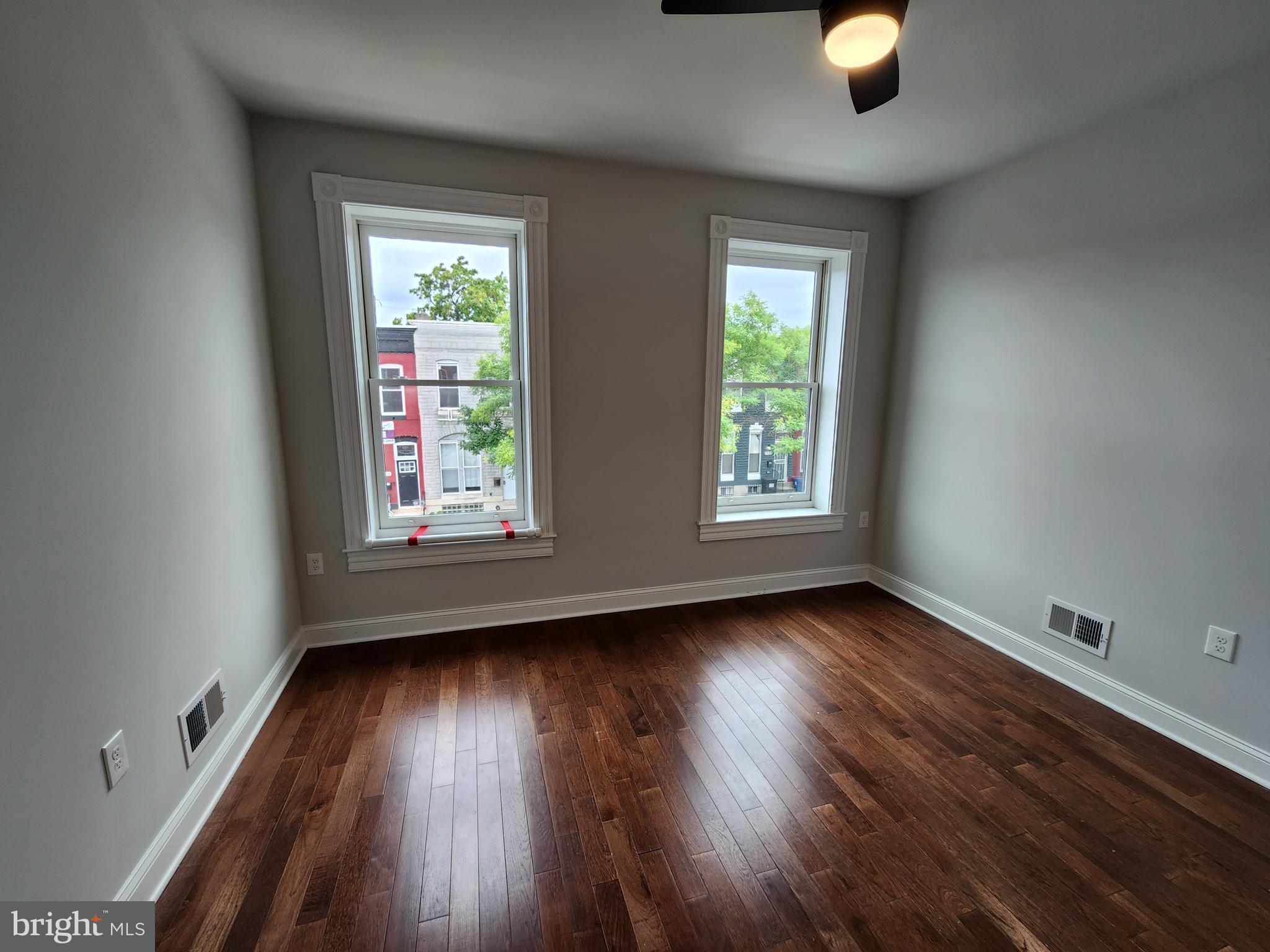 BROADWAY EAST - Residential