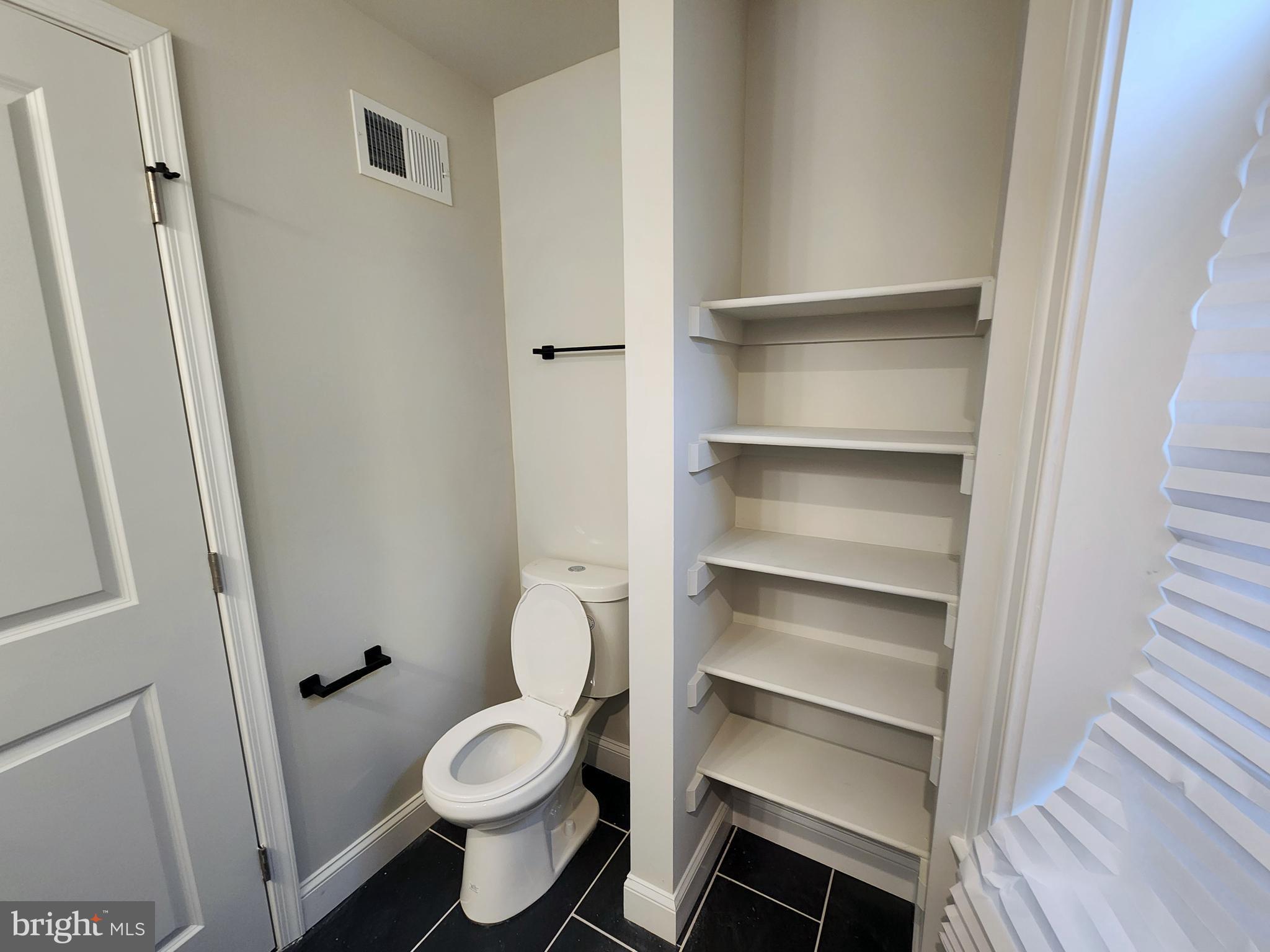 BROADWAY EAST - Residential