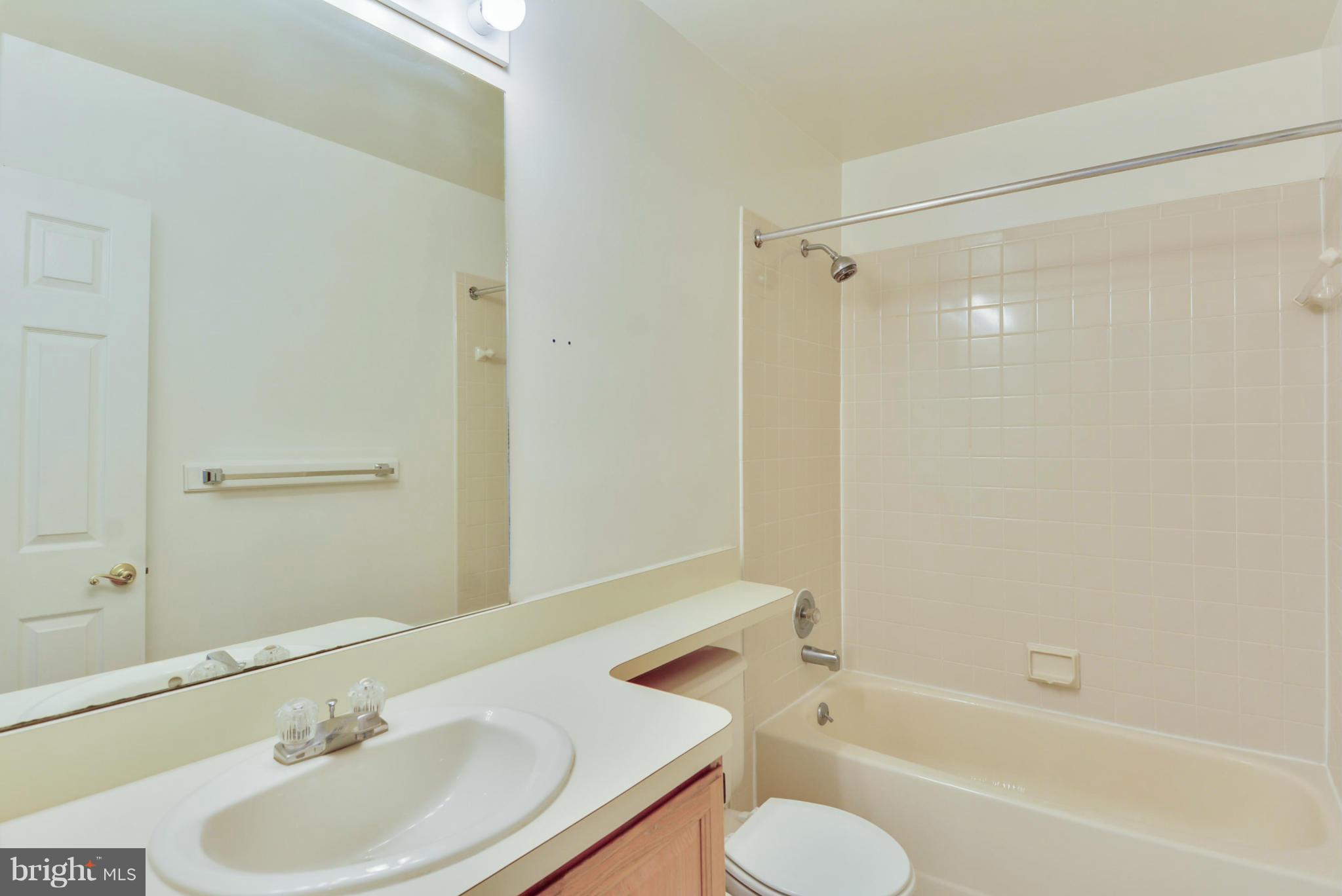 WOODLAWN TERRACE - Residential Lease