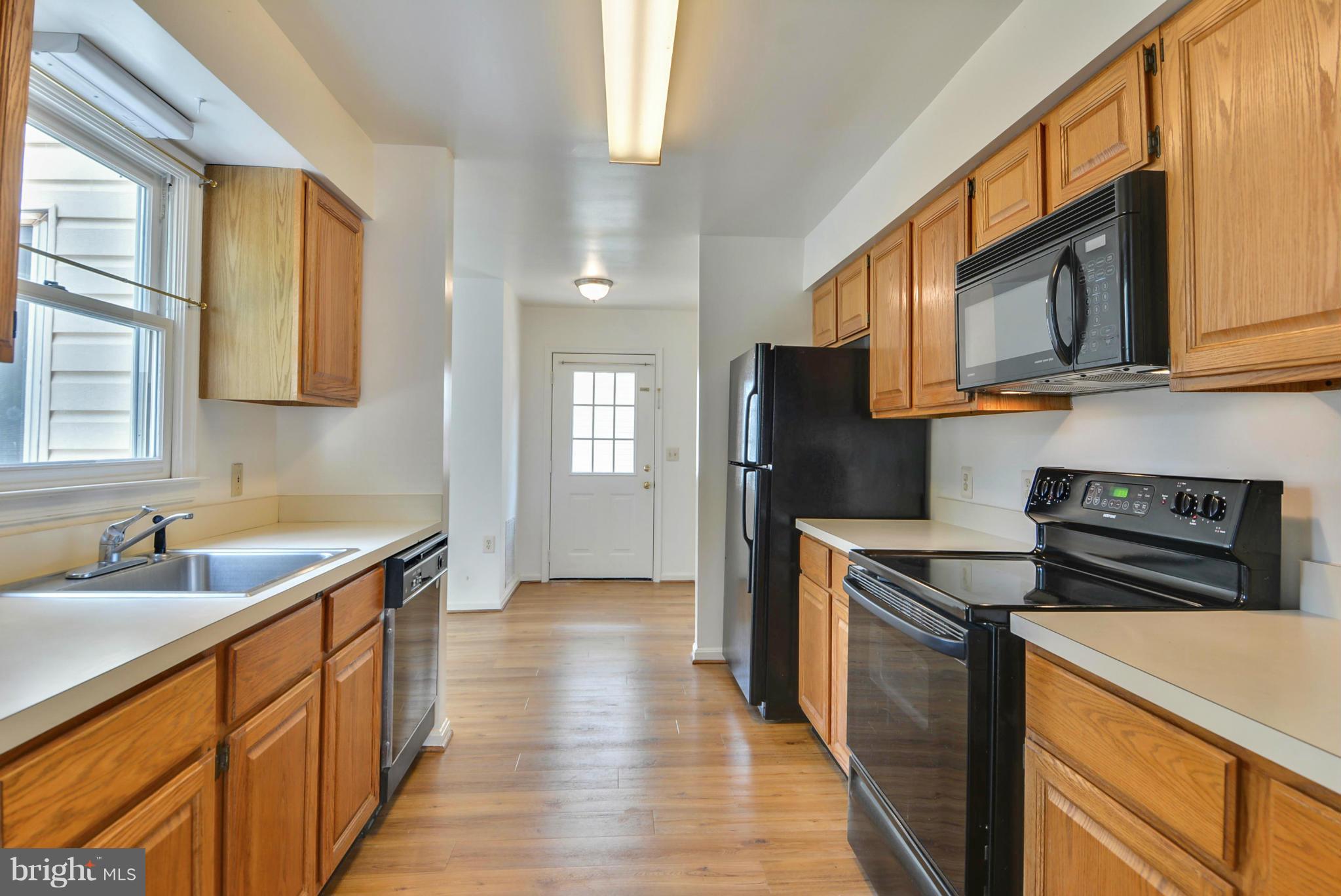 WOODLAWN TERRACE - Residential Lease