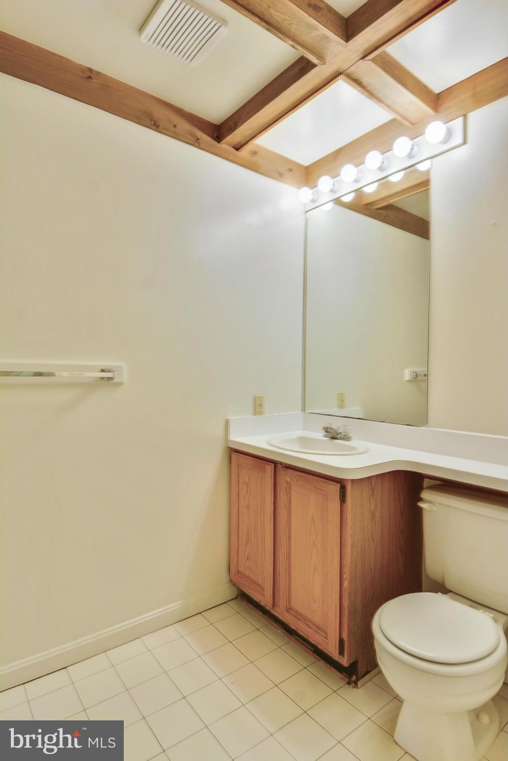 WOODLAWN TERRACE - Residential Lease