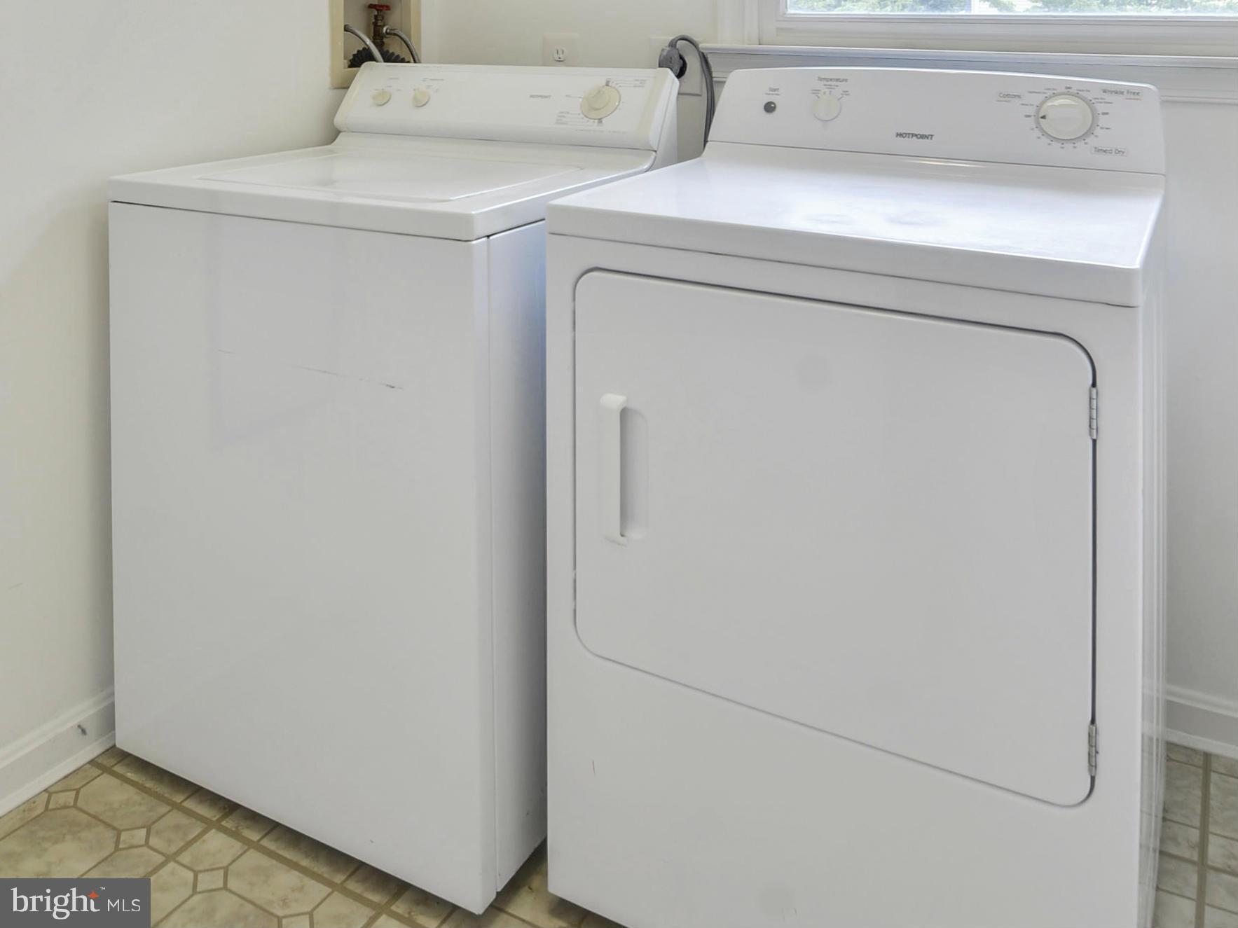 WOODLAWN TERRACE - Residential Lease