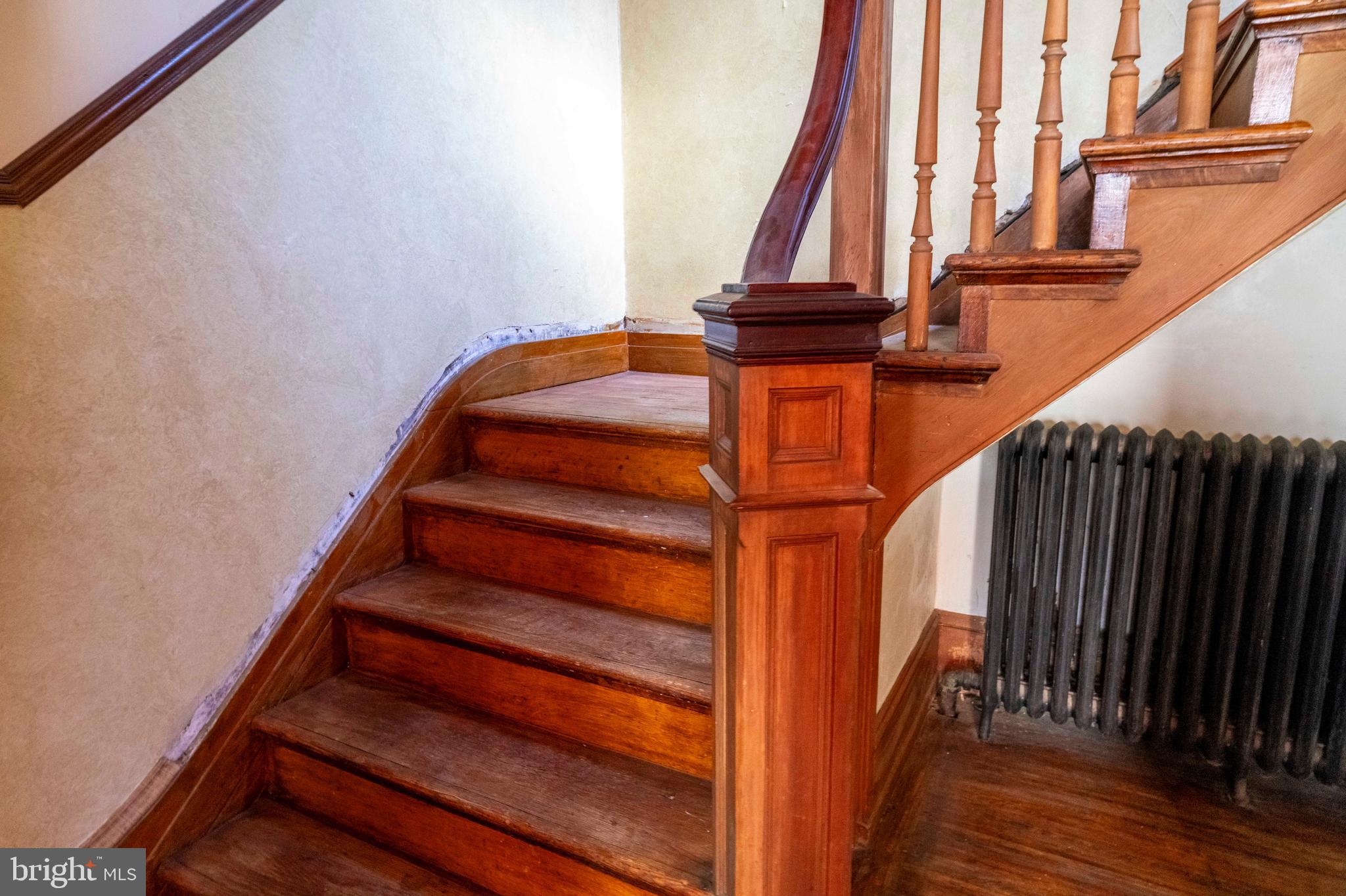 FAIRMOUNT - Residential