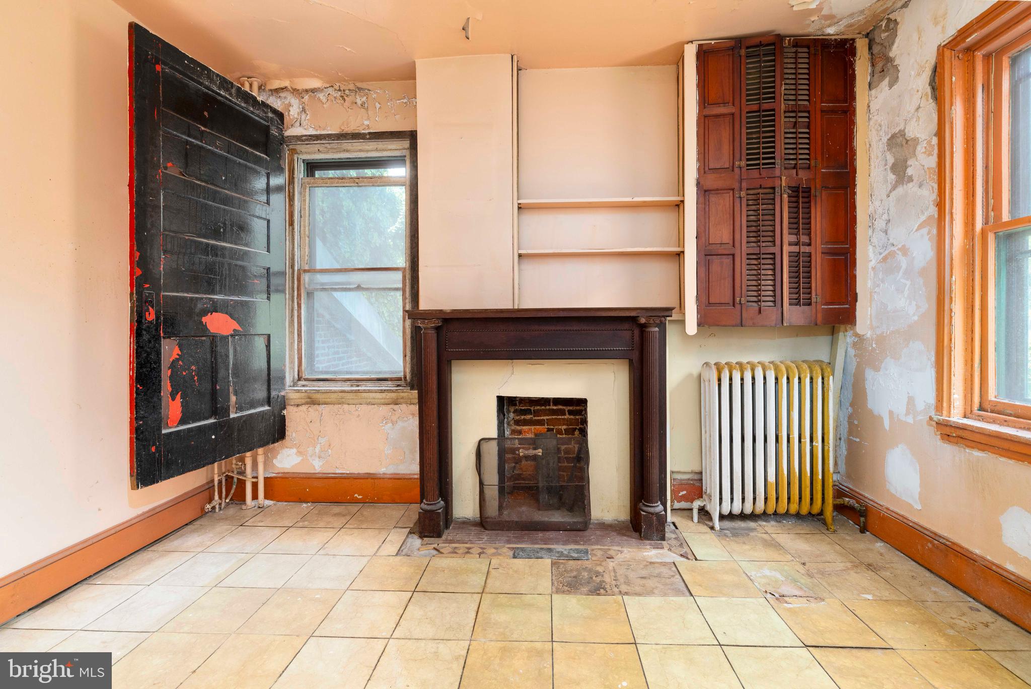 FAIRMOUNT - Residential