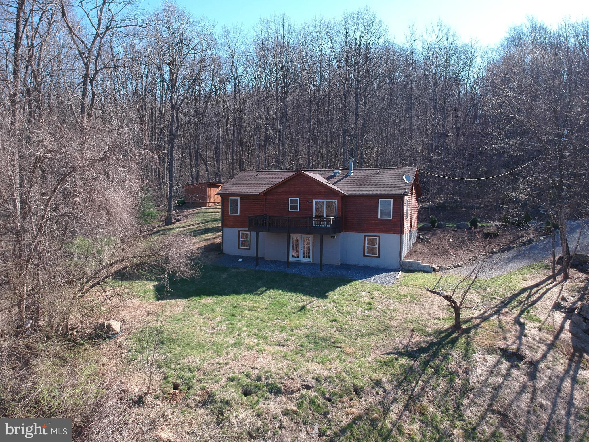 BLUE MOUNTAIN - Residential