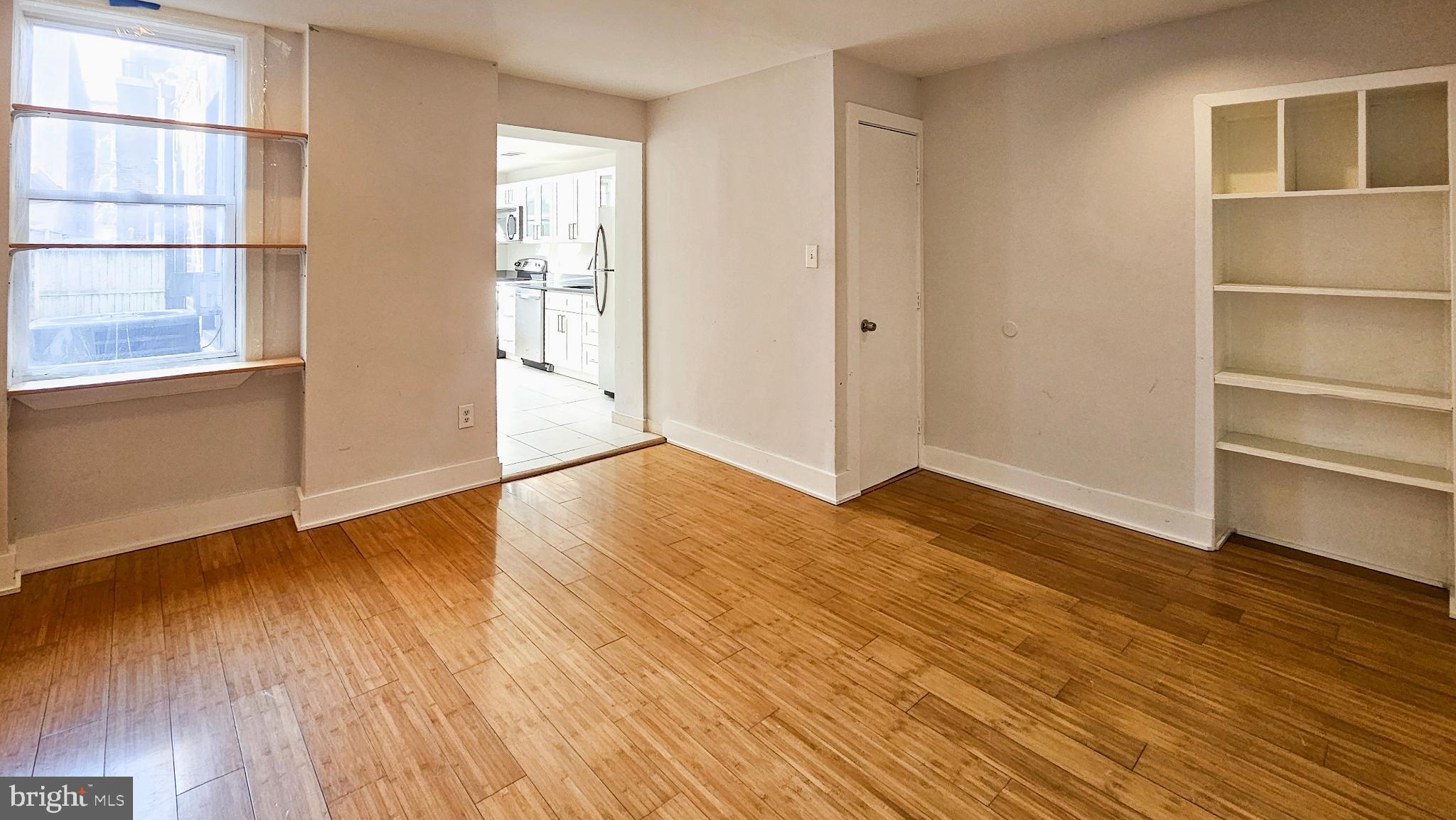 2066 E FLETCHER STREET