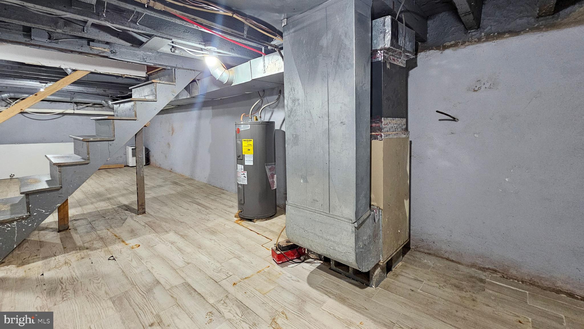 EAST KENSINGTON - Residential