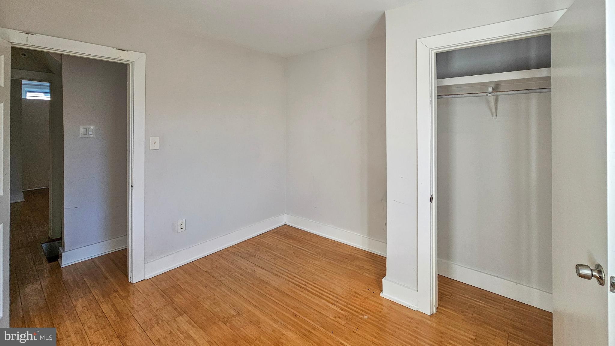 EAST KENSINGTON - Residential