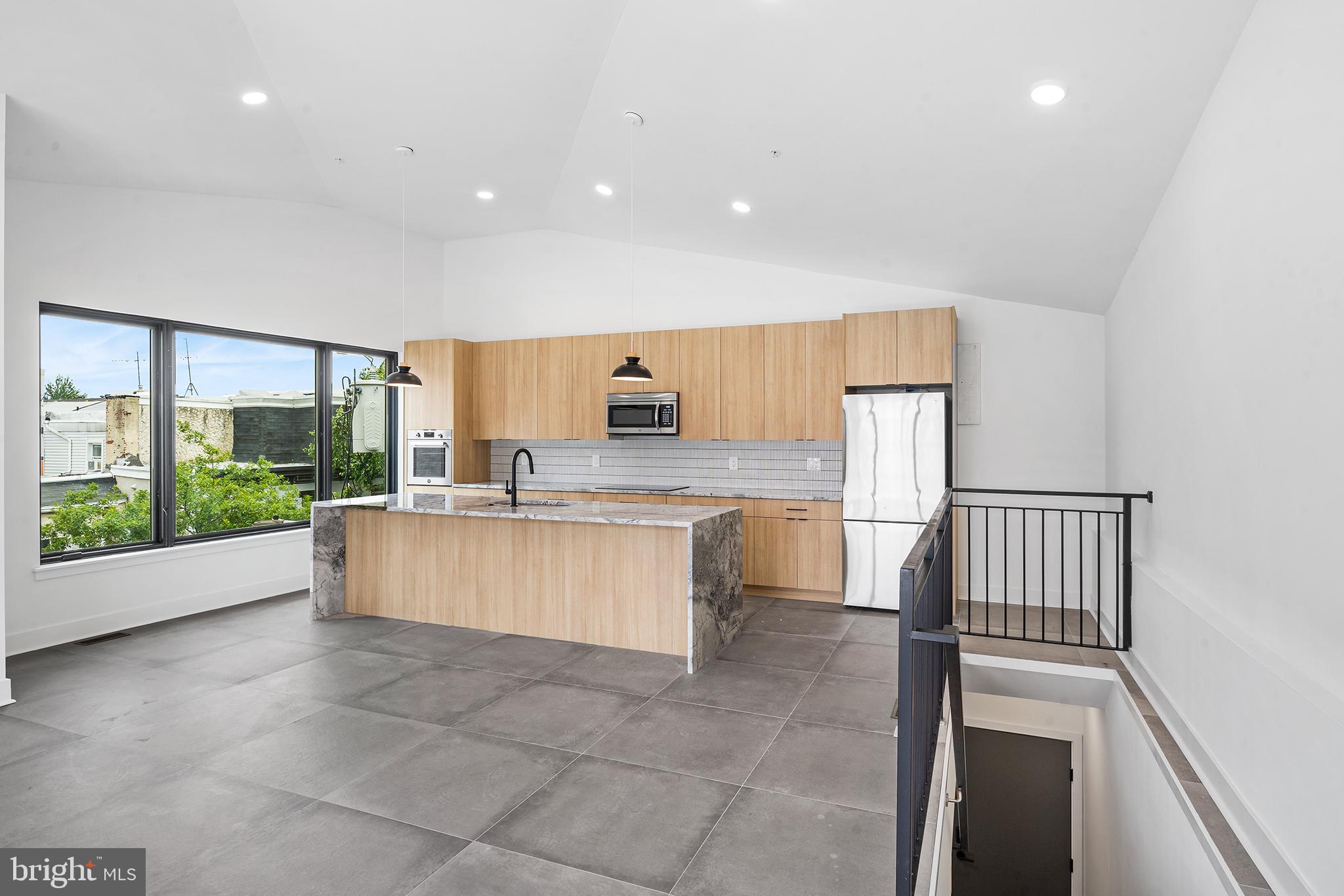 FISHTOWN - Residential Lease