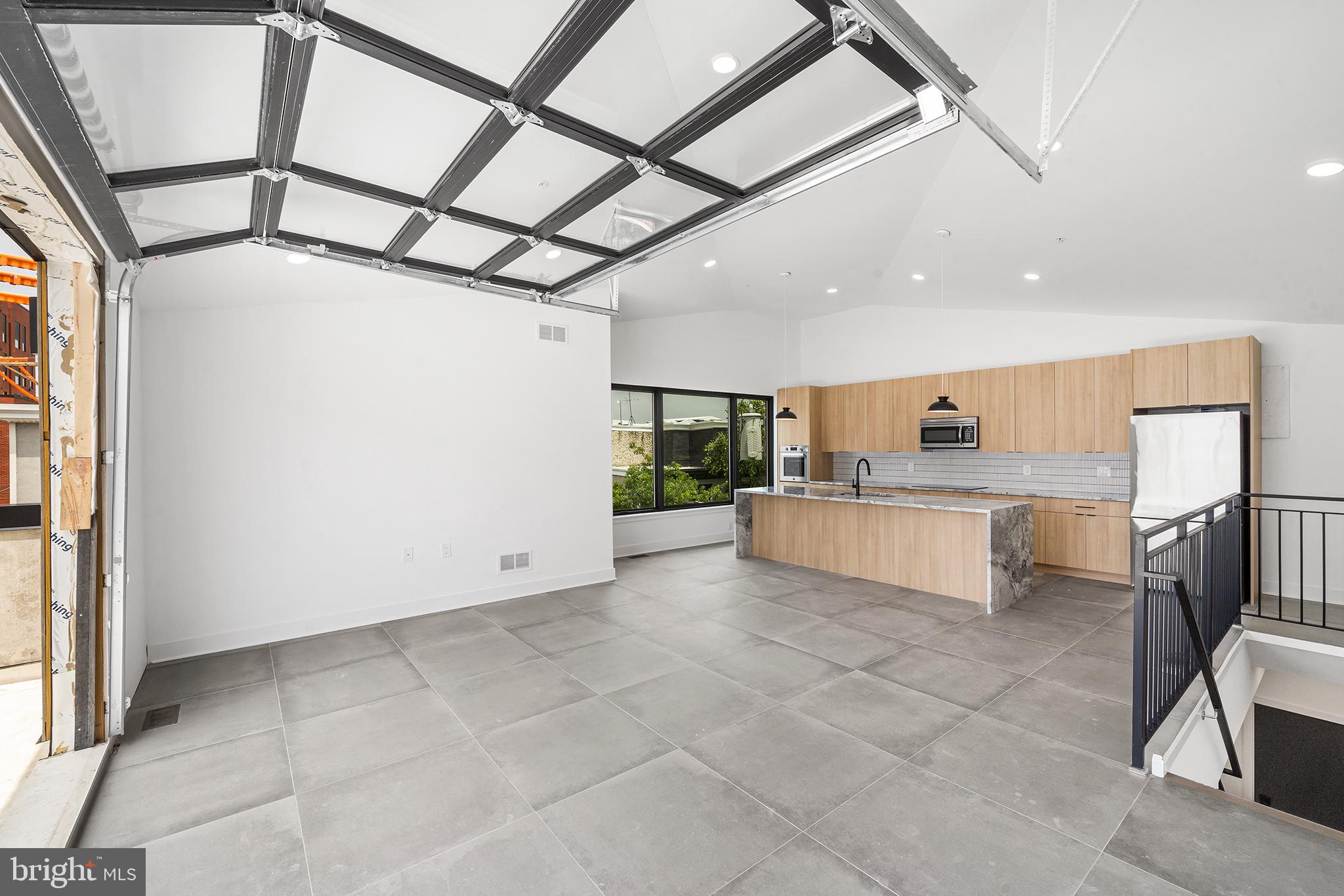 FISHTOWN - Residential Lease