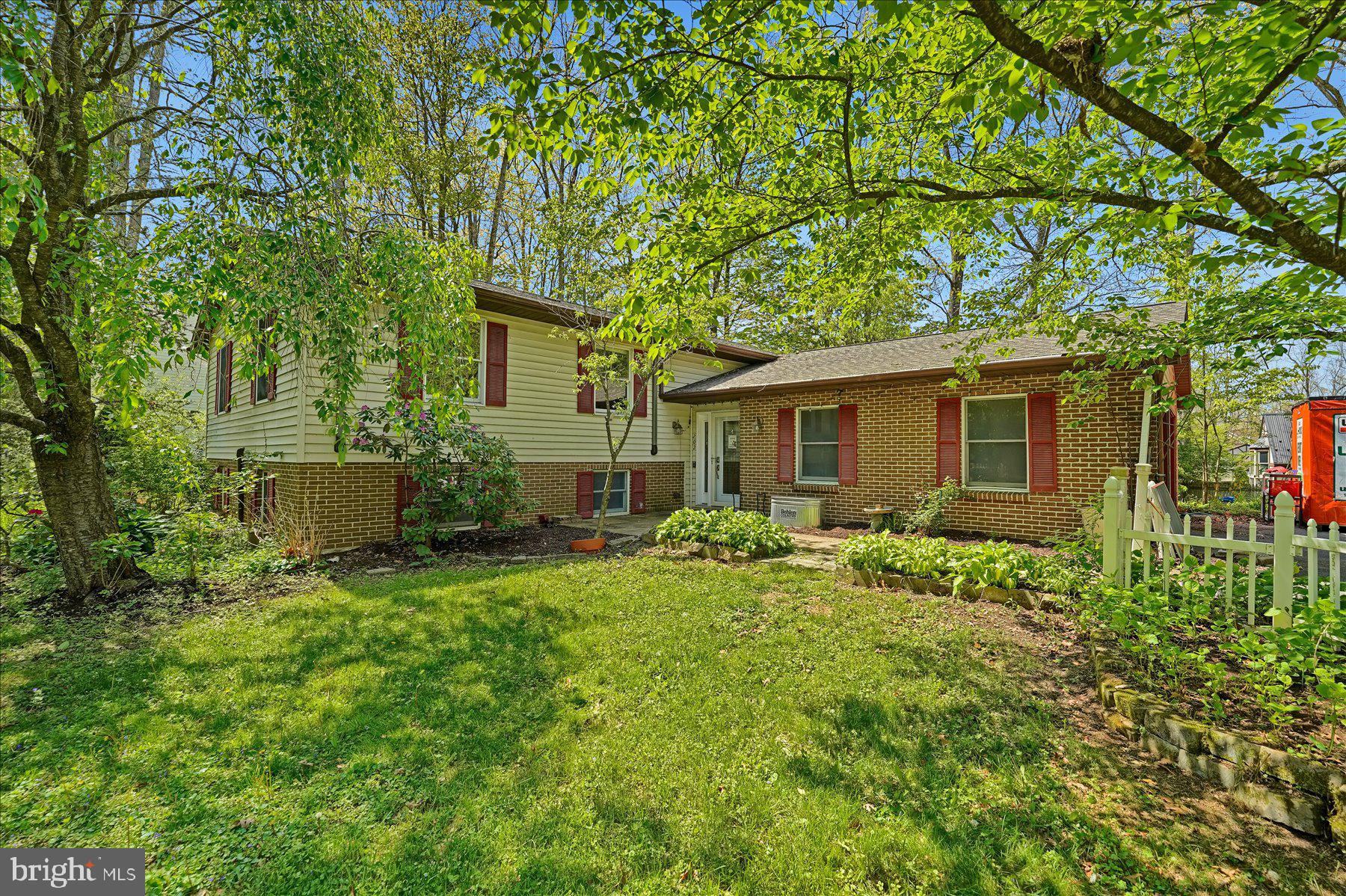 OAKWOOD - Residential