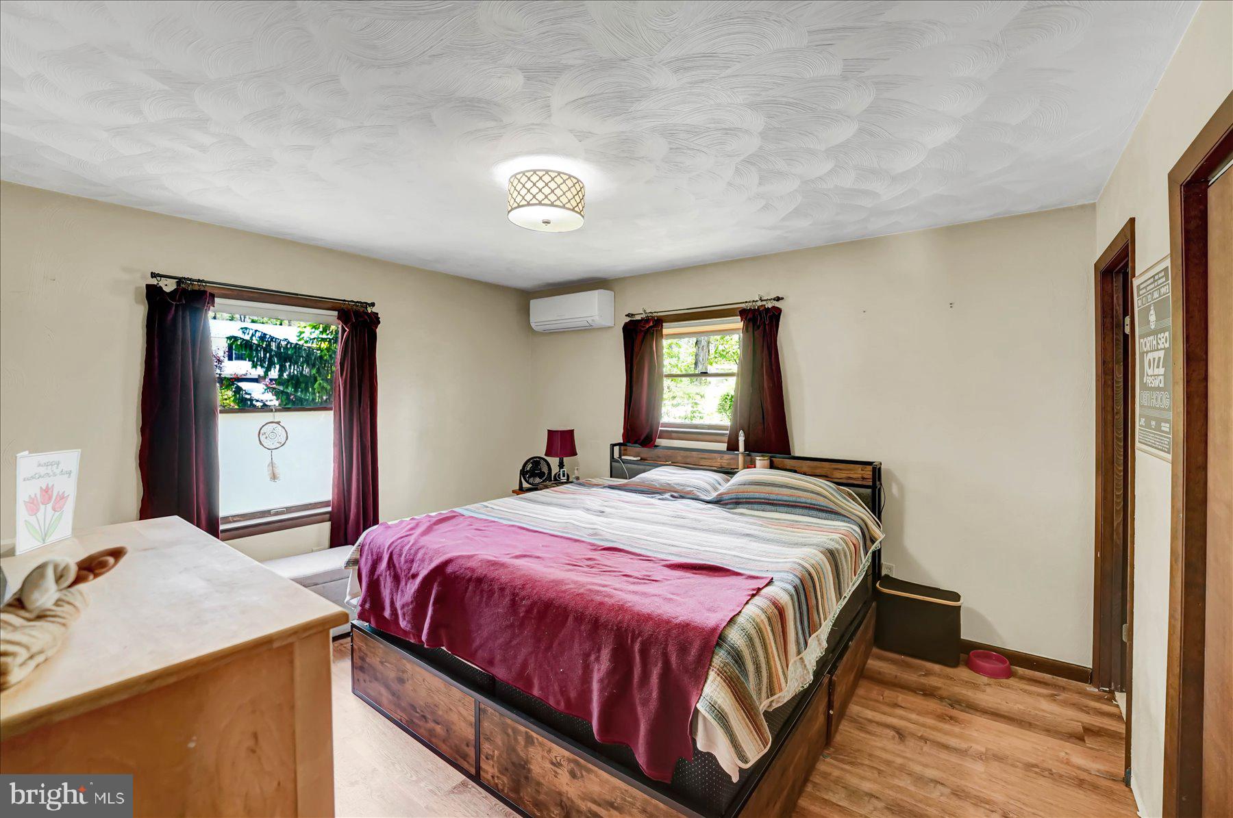 OAKWOOD - Residential