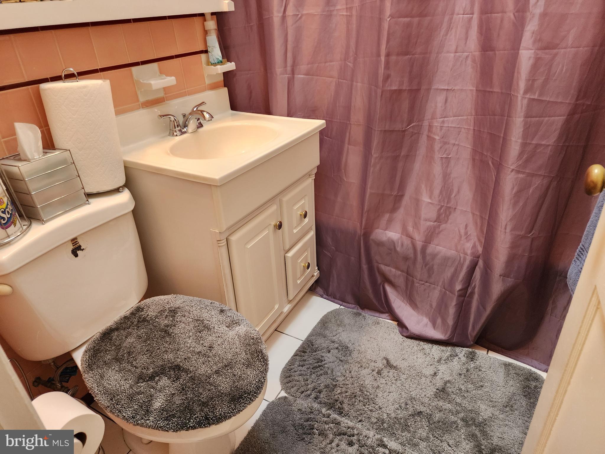 MAYFAIR (WEST) - Residential