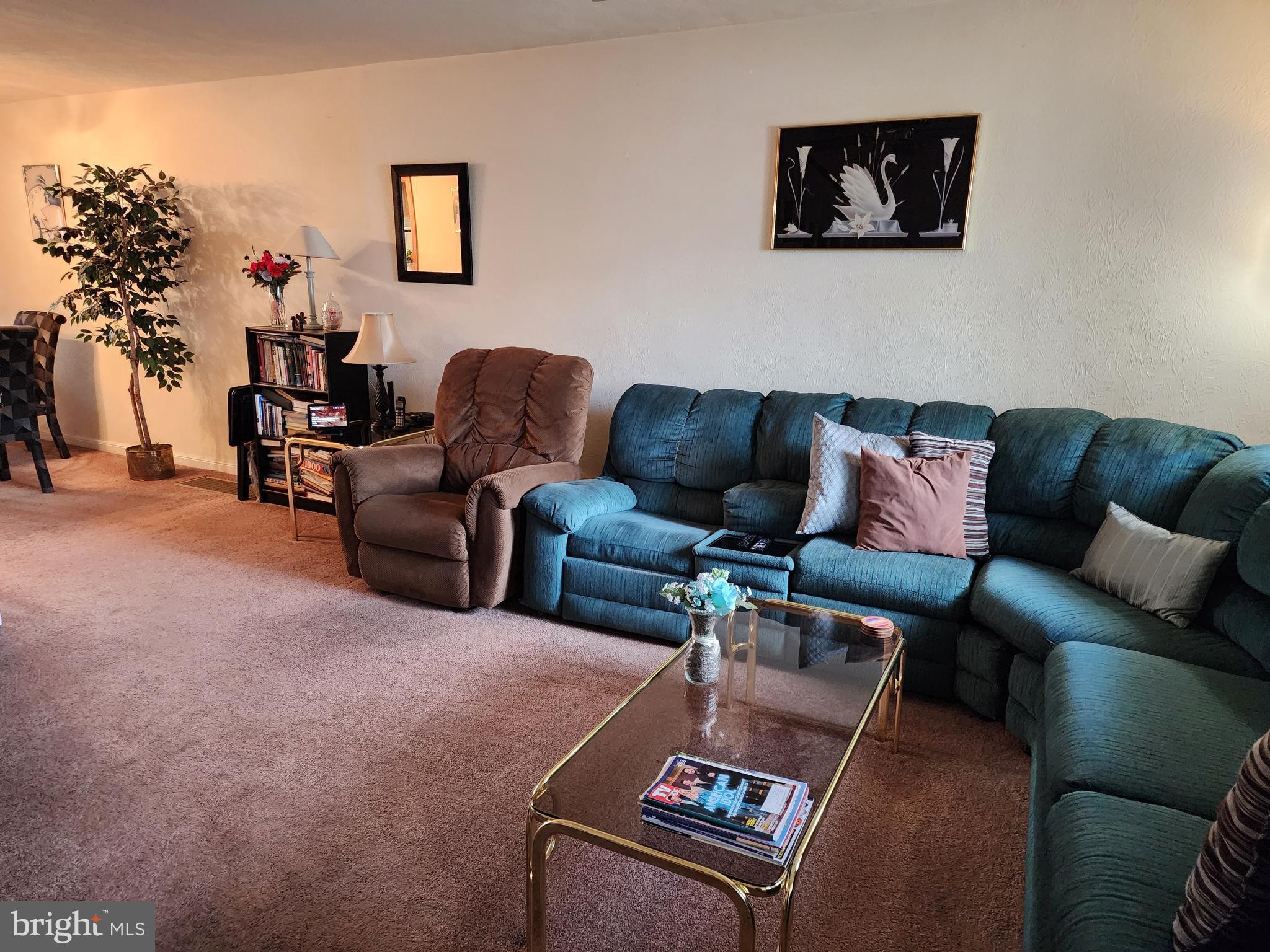 MAYFAIR (WEST) - Residential