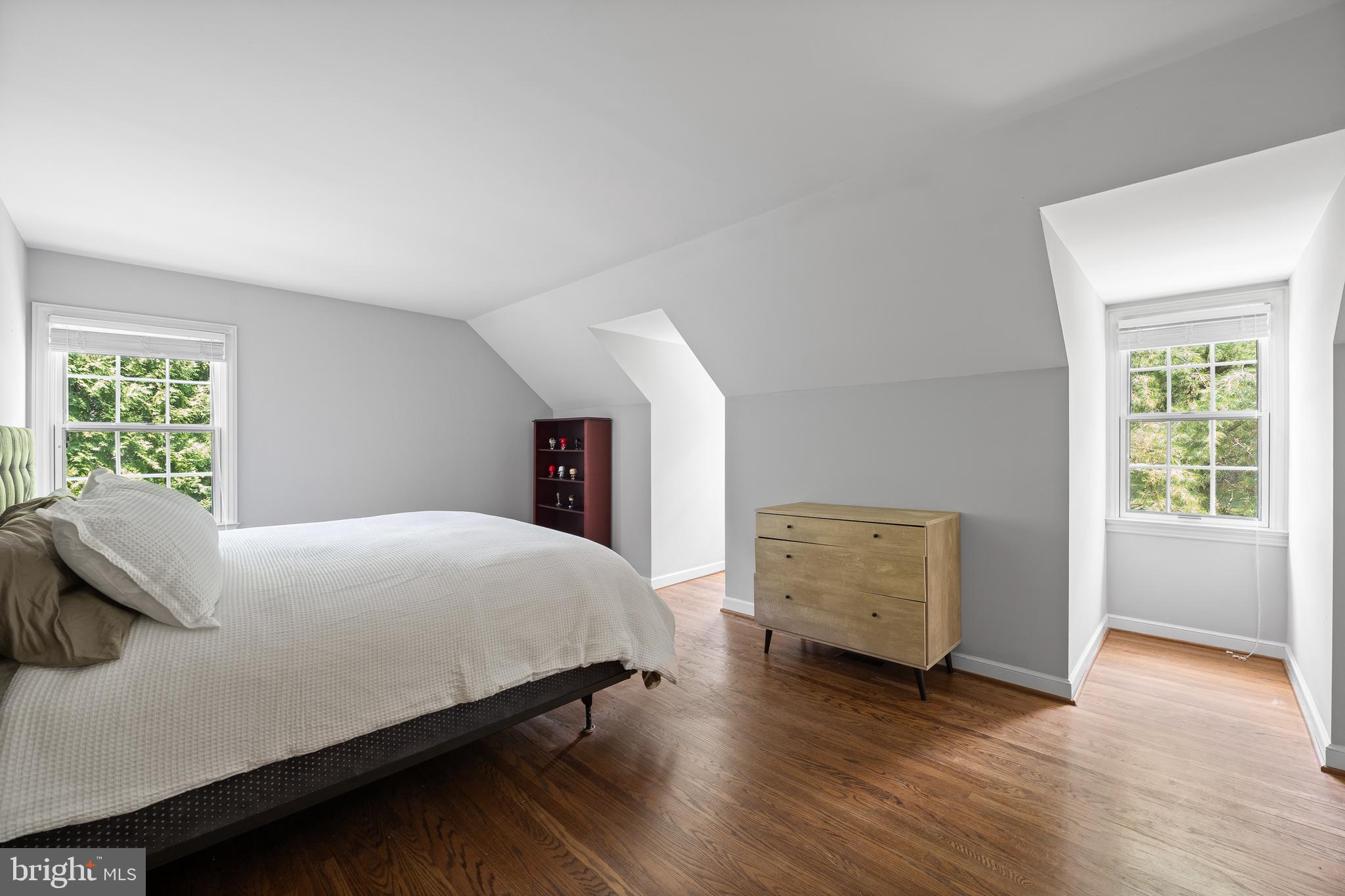 RAVENSCLIFF - Residential