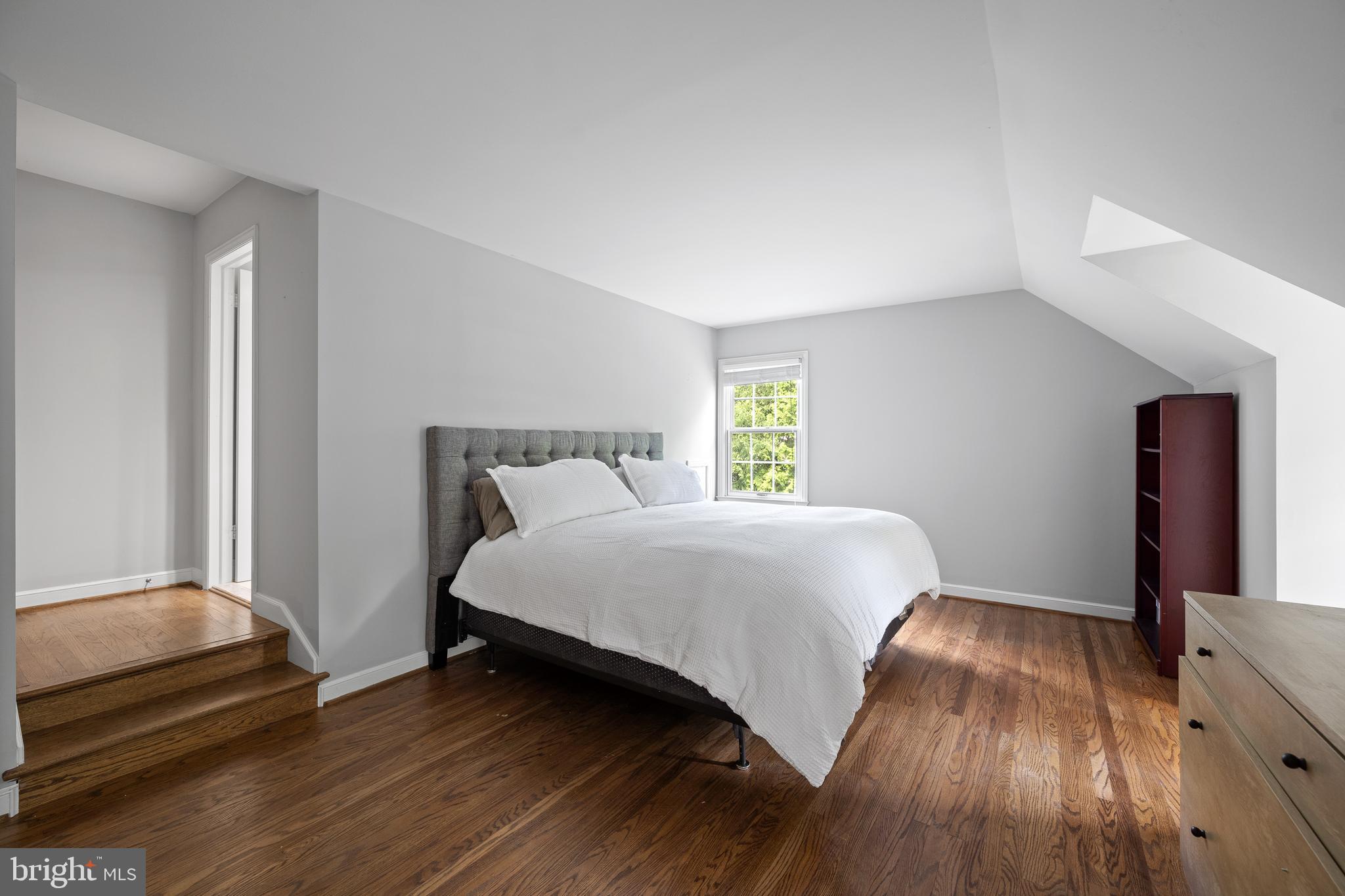 RAVENSCLIFF - Residential