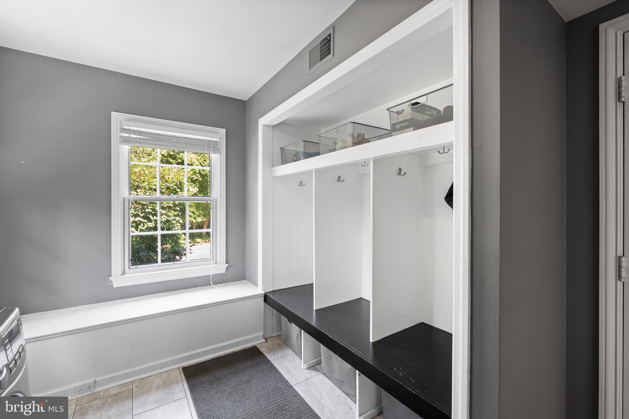 RAVENSCLIFF - Residential