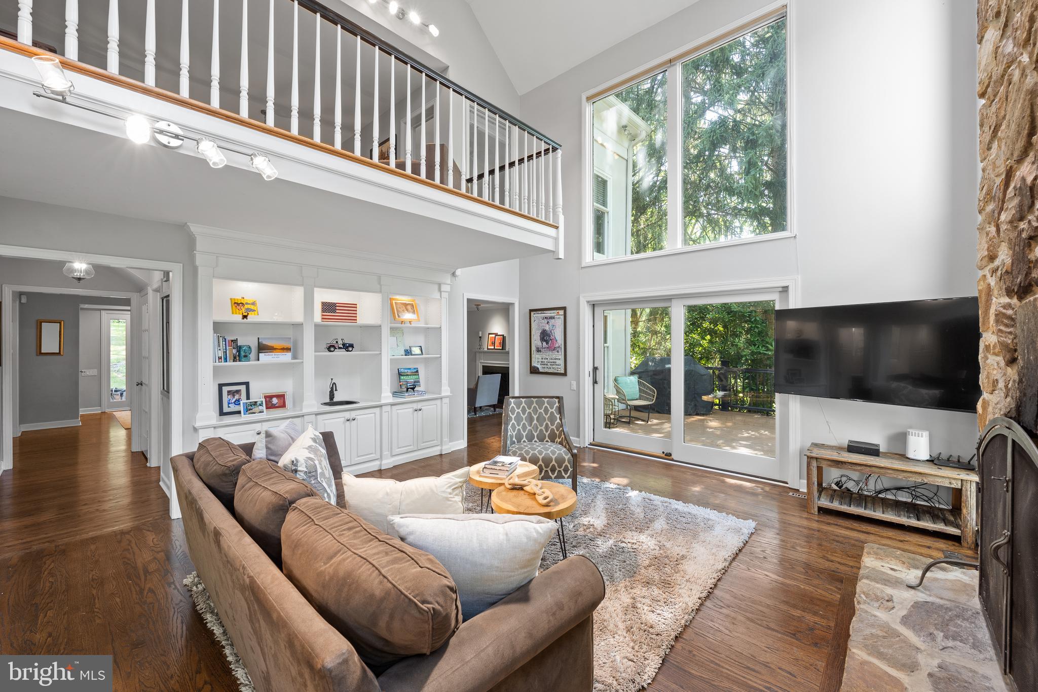 RAVENSCLIFF - Residential